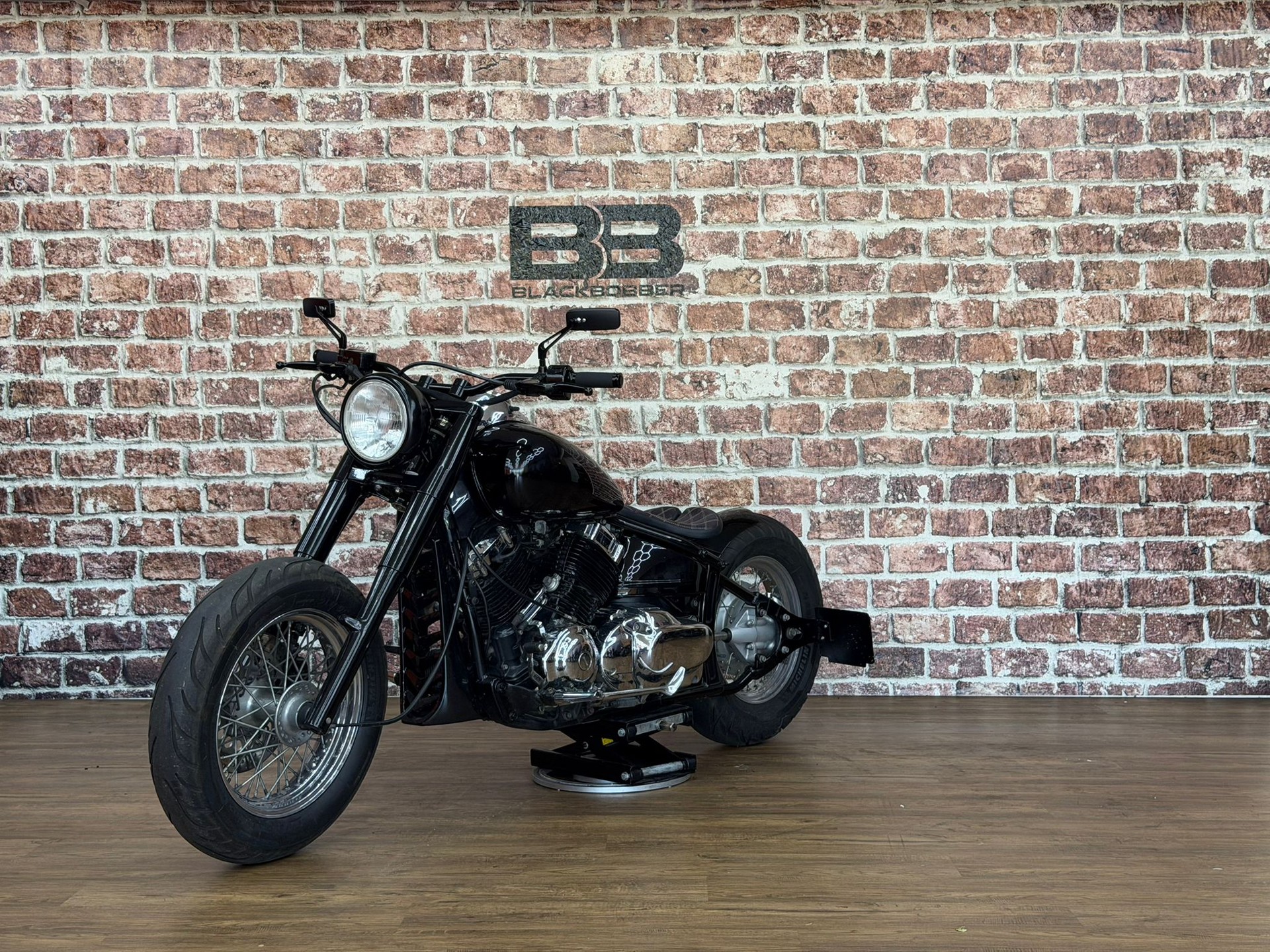 YAMAHA XVS 650 A Drag Star Classic-image-5