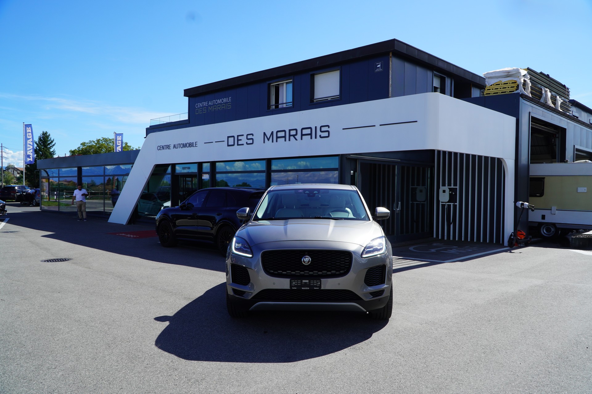 JAGUAR E-Pace 2.0 P200 HSE AWD Automatik-showroom-element-1