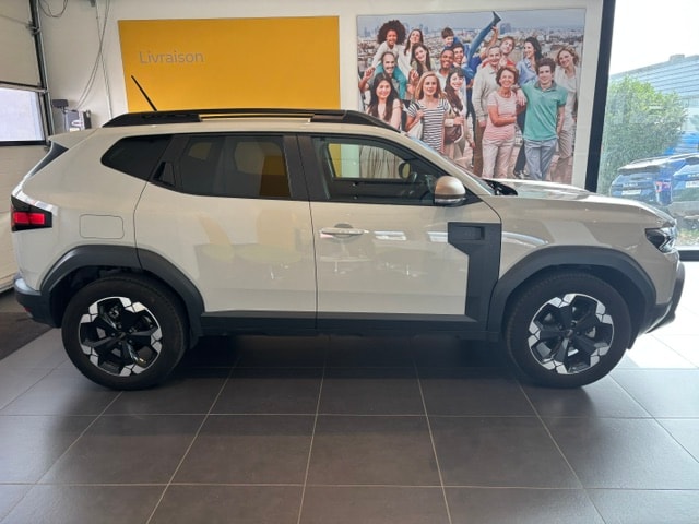 DACIA Duster HEV 140 Extreme-showroom-element-1