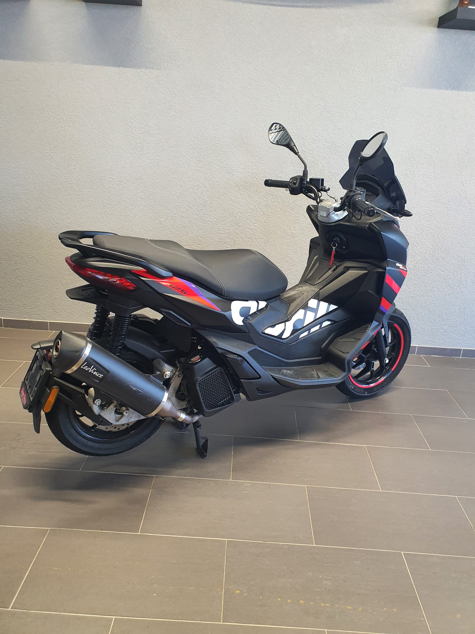APRILIA SR 125 GT Replica ABS-image-2