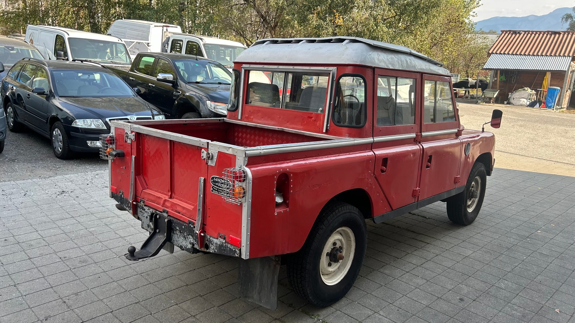 LAND ROVER 109-image-3