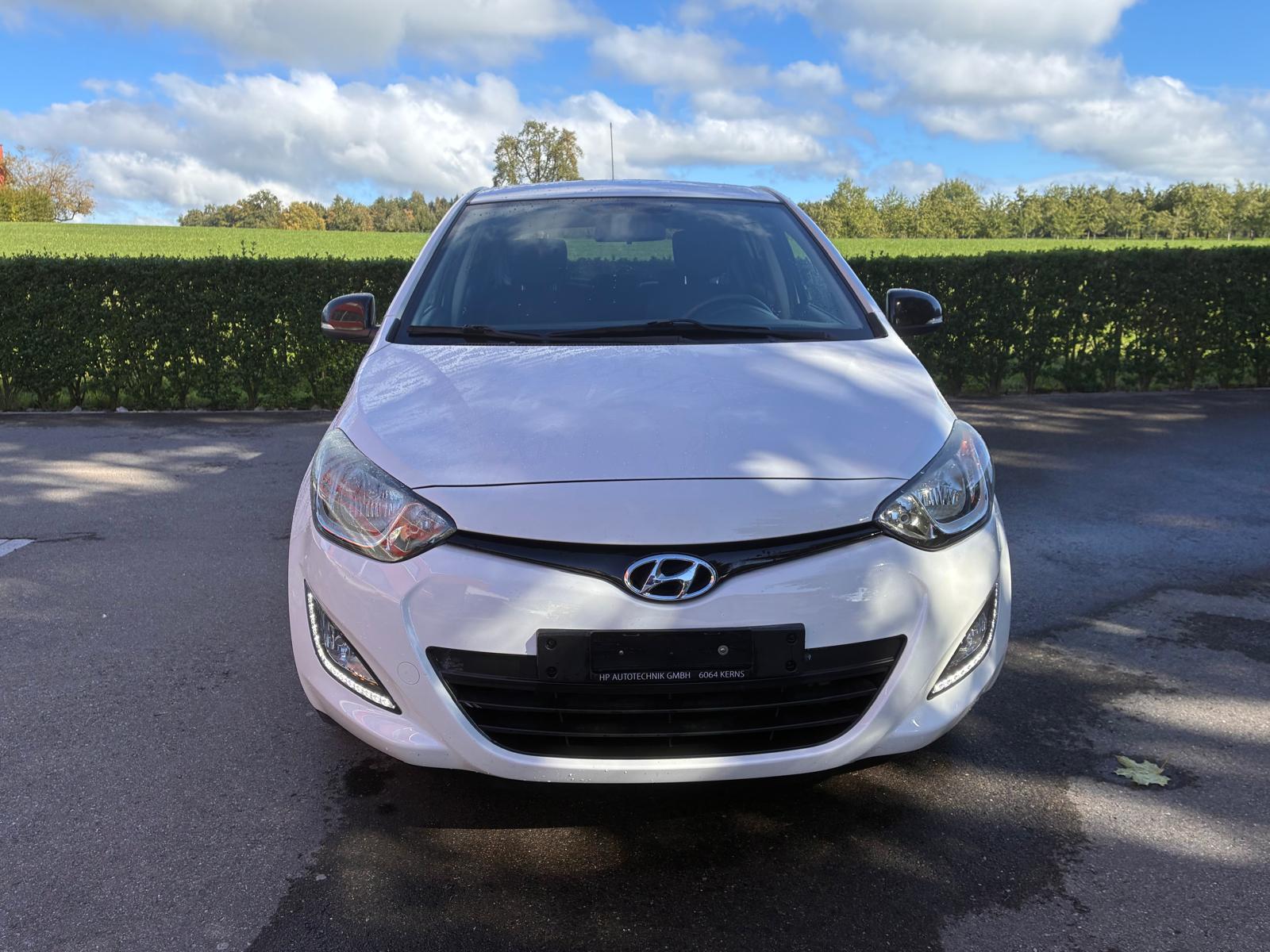 HYUNDAI i20 1.2 GO!-showroom-element-2