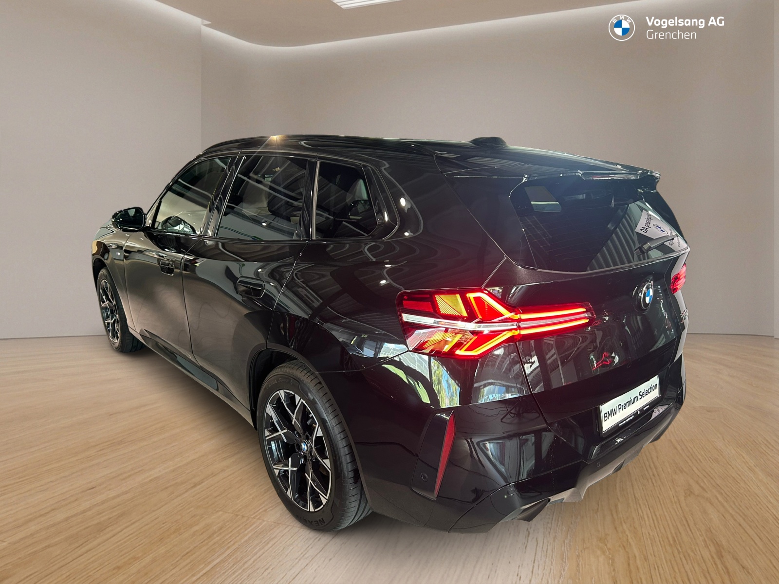 BMW X3 xDrive 48V 20d M Sport-showroom-element-2