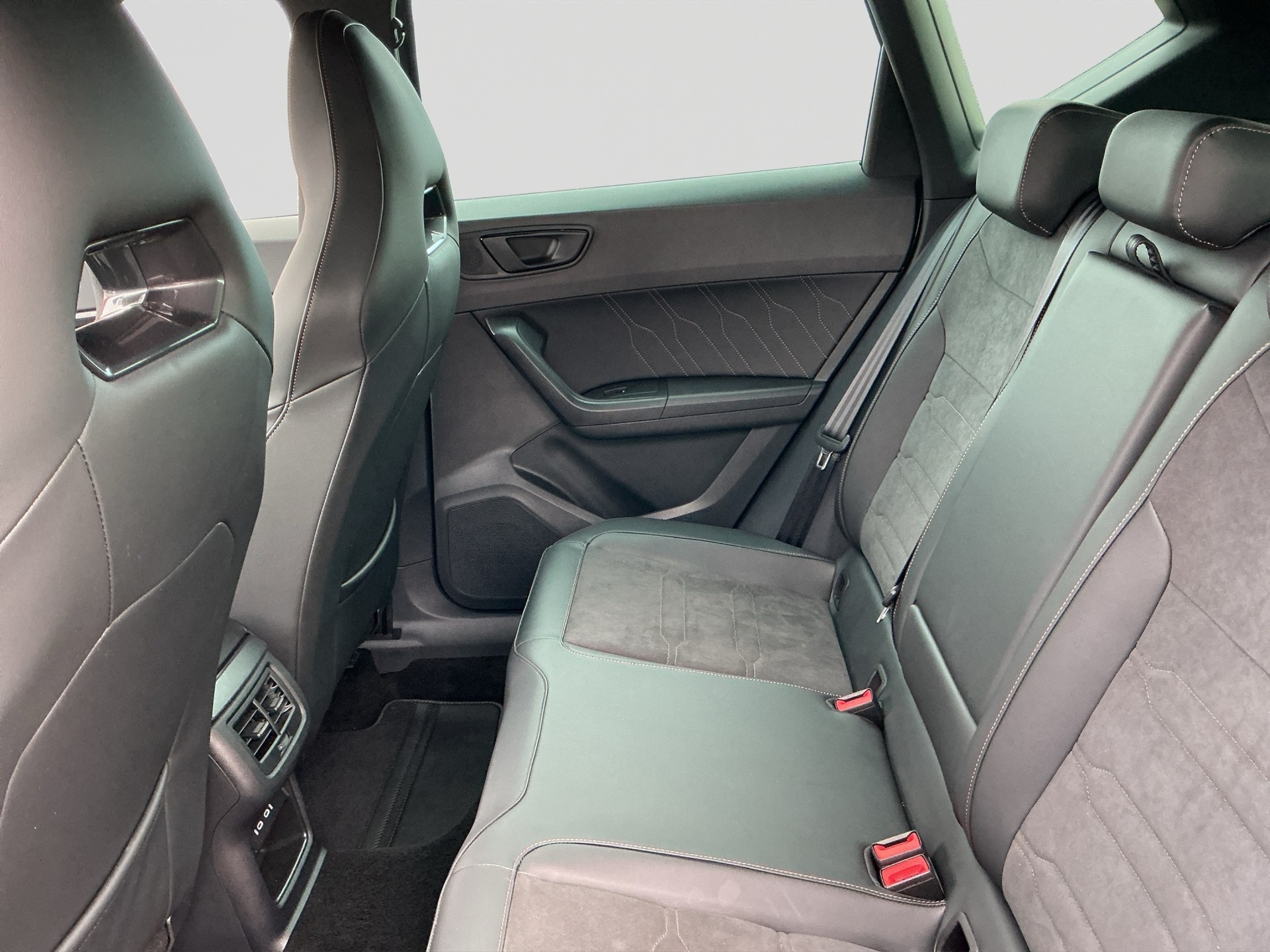 CUPRA Ateca 2.0TSI VZ 4Drive DSG-image-12