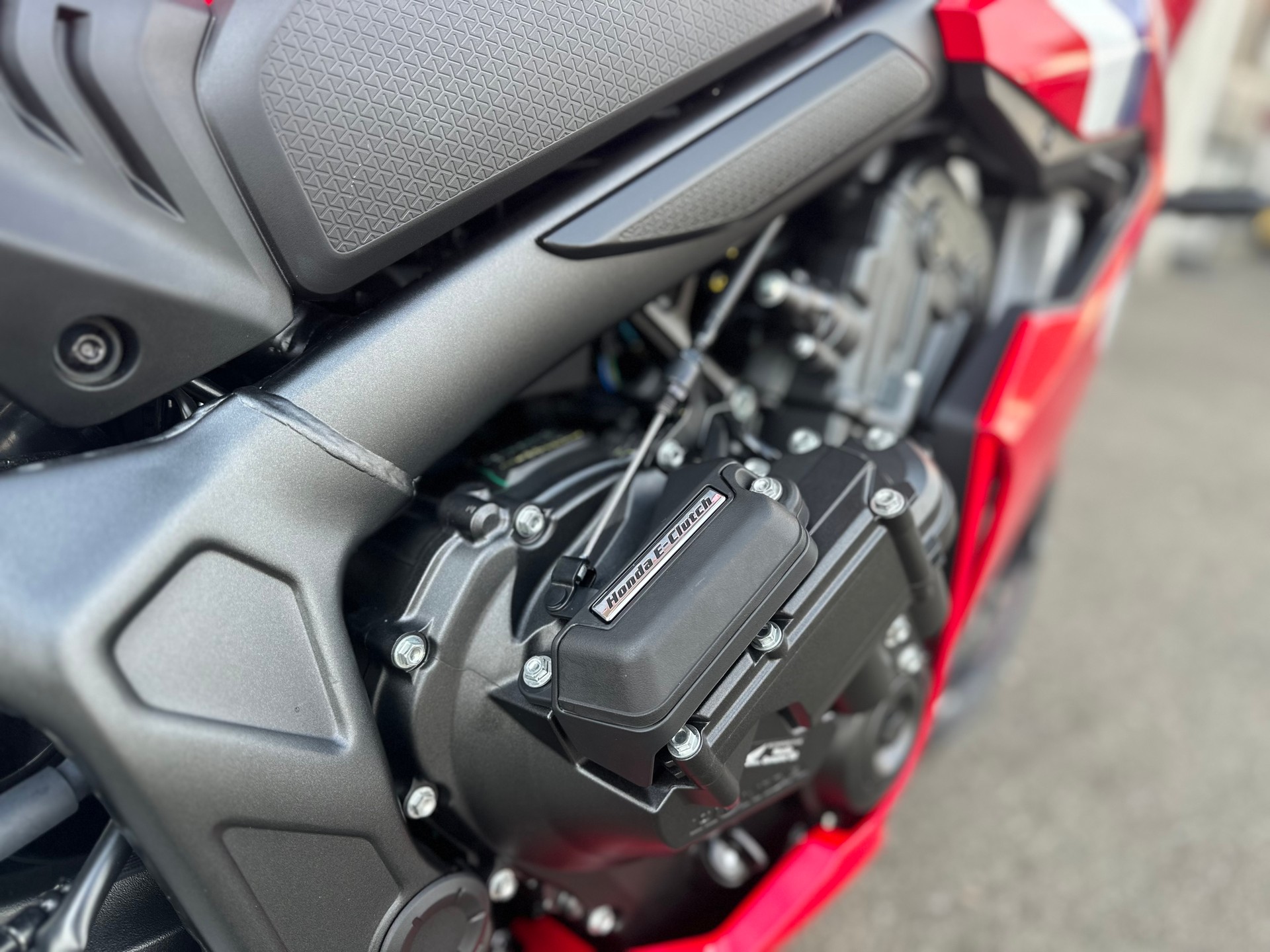 HONDA CBR 650 R E-Clutch 2026-image-5