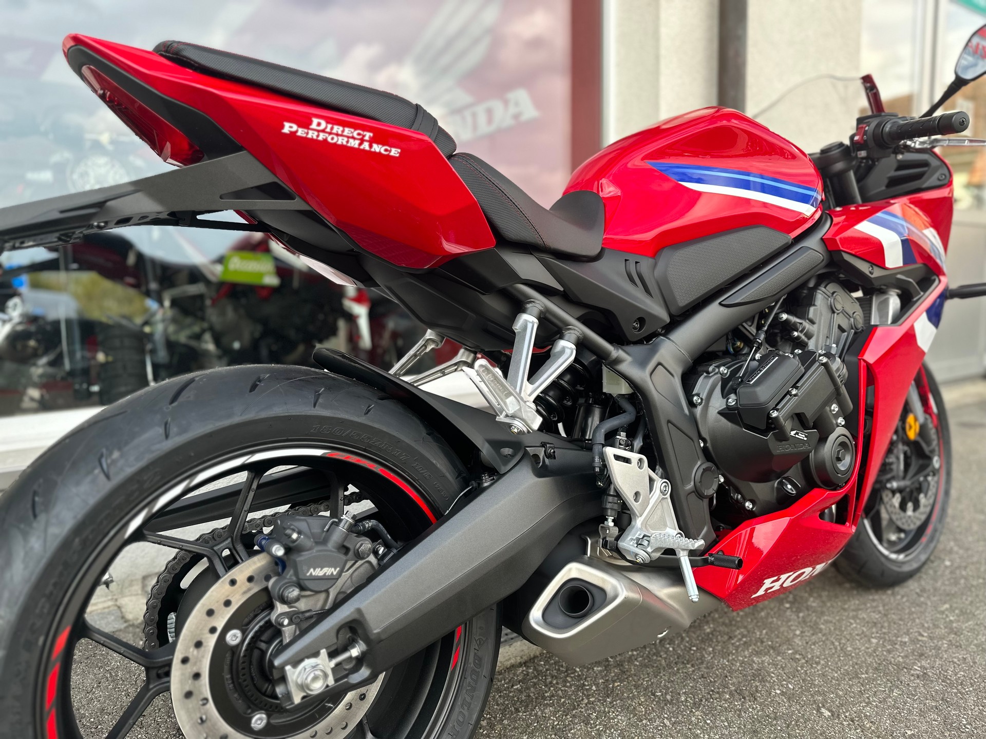 HONDA CBR 650 R E-Clutch 2026-image-4