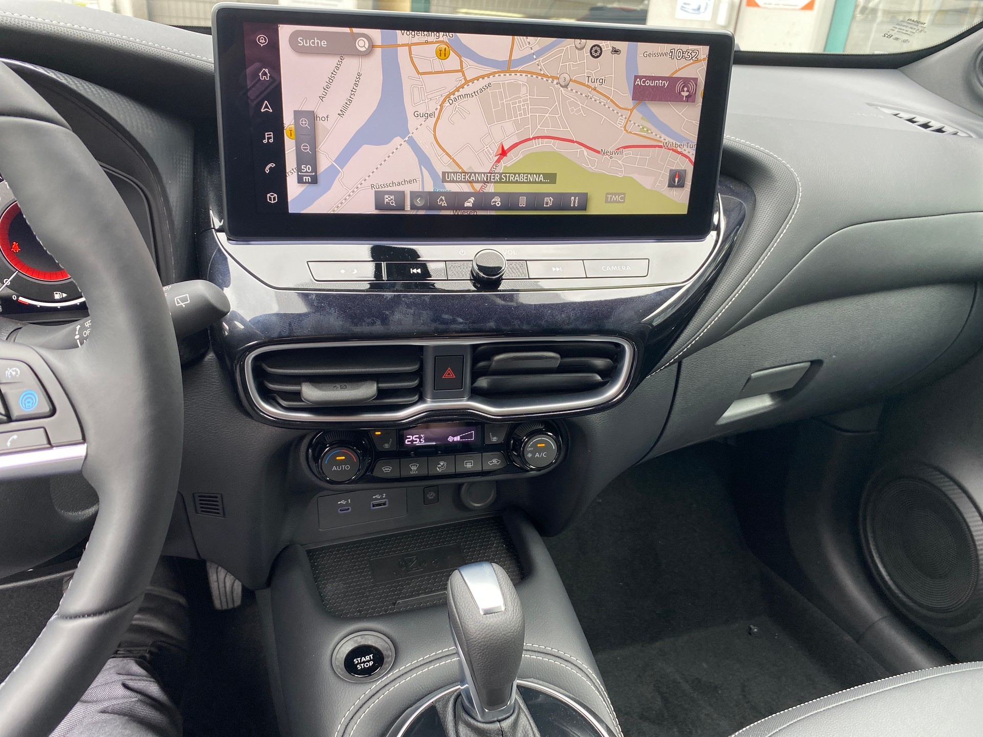 NISSAN Juke 1.6 FHEV Tekna-image-11