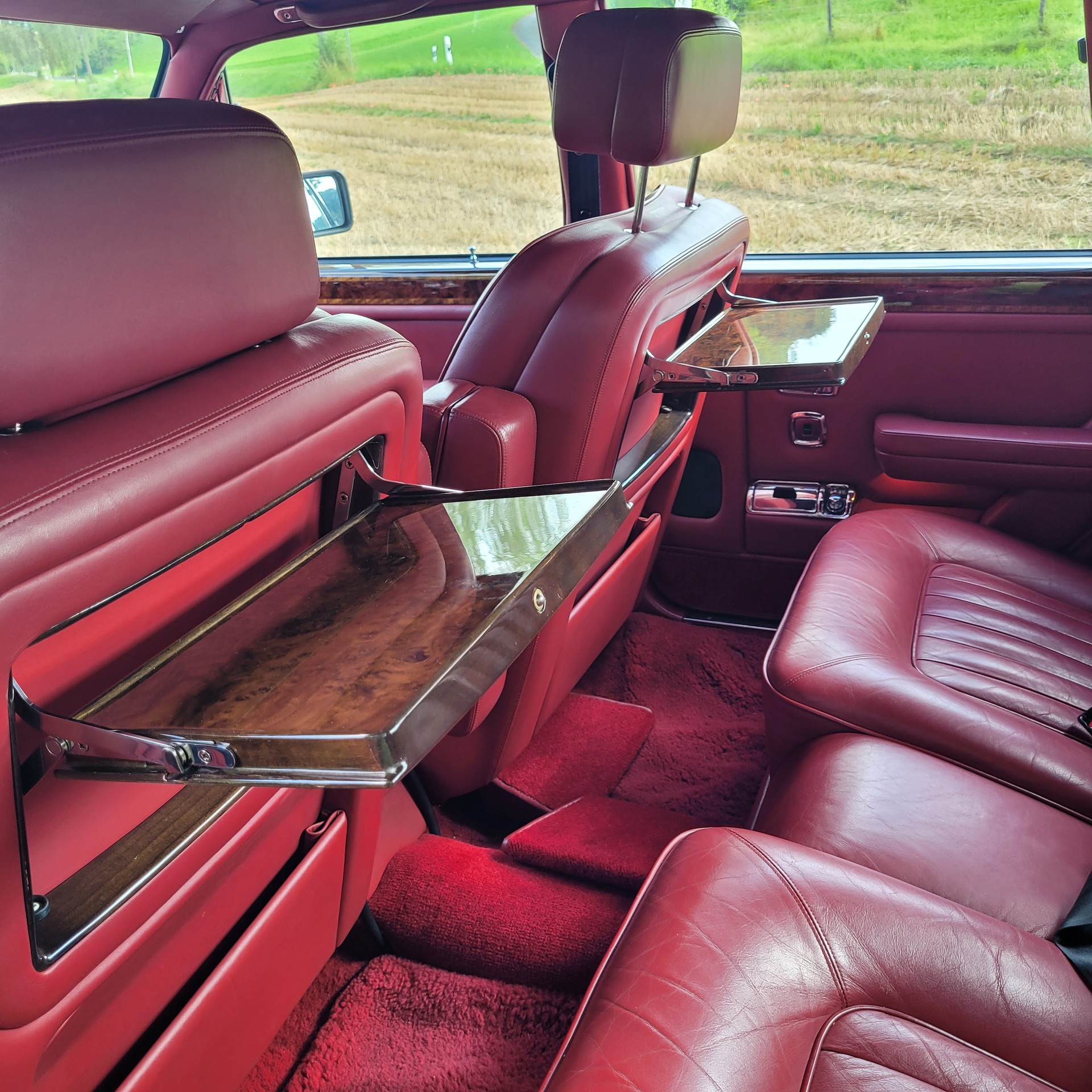 ROLLS-ROYCE Silver Spirit-image-8