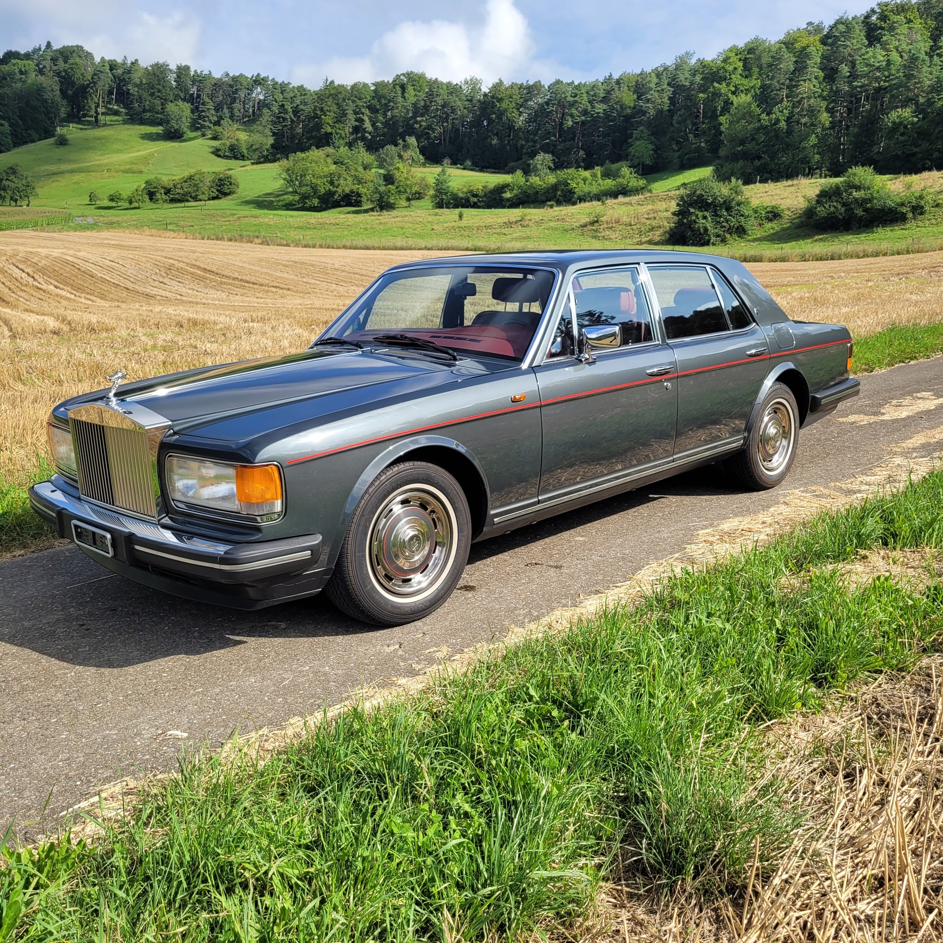 ROLLS-ROYCE Silver Spirit-image-1