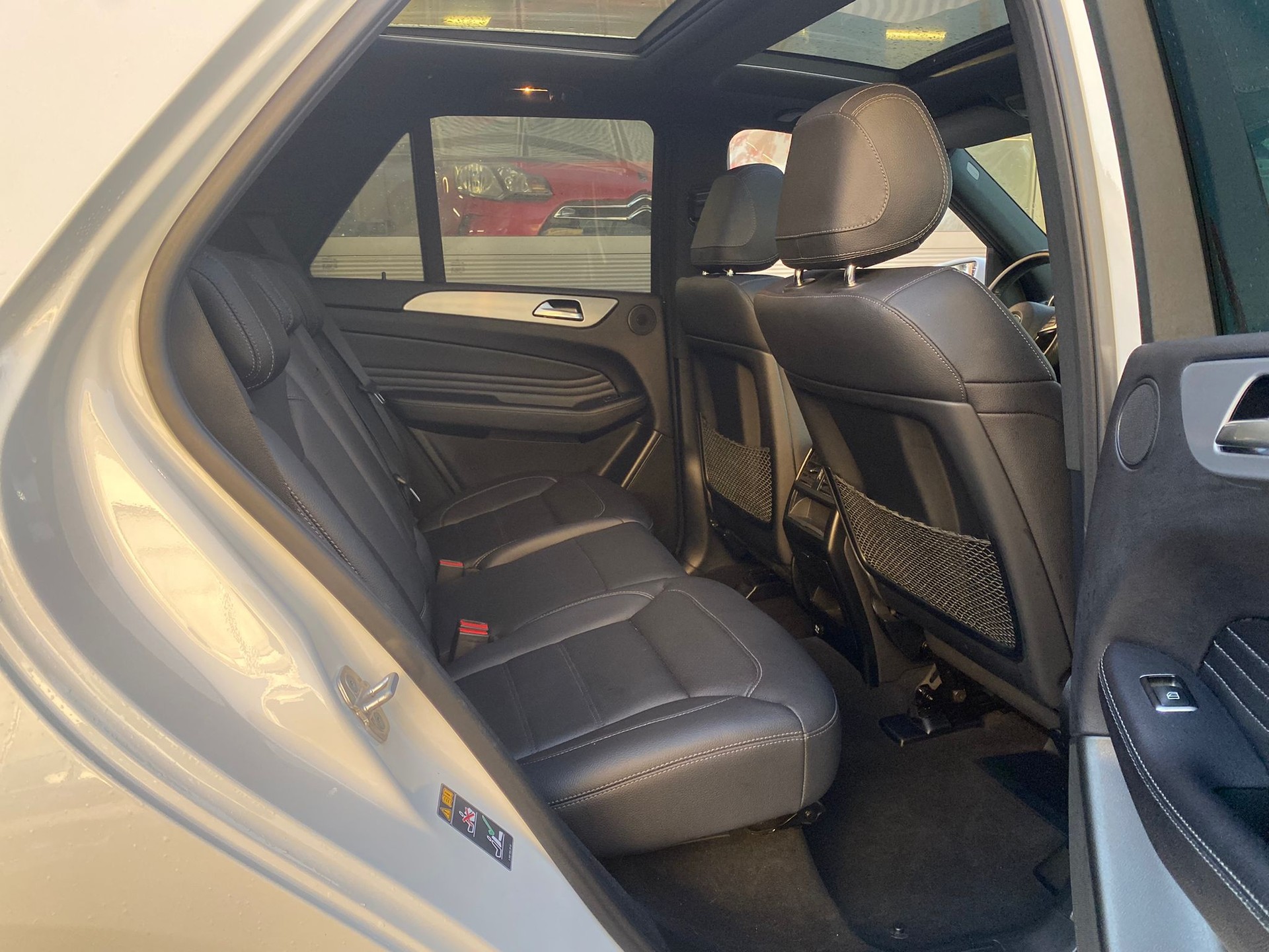 MERCEDES-BENZ GLE 350 d AMG Line 4matic-image-11