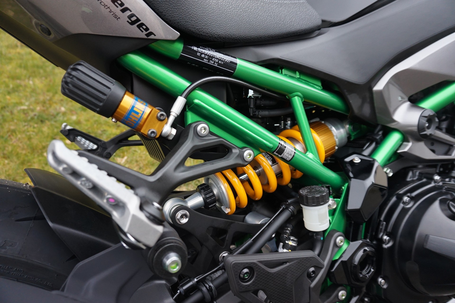 KAWASAKI Z 900 SE ABS MY26-image-8