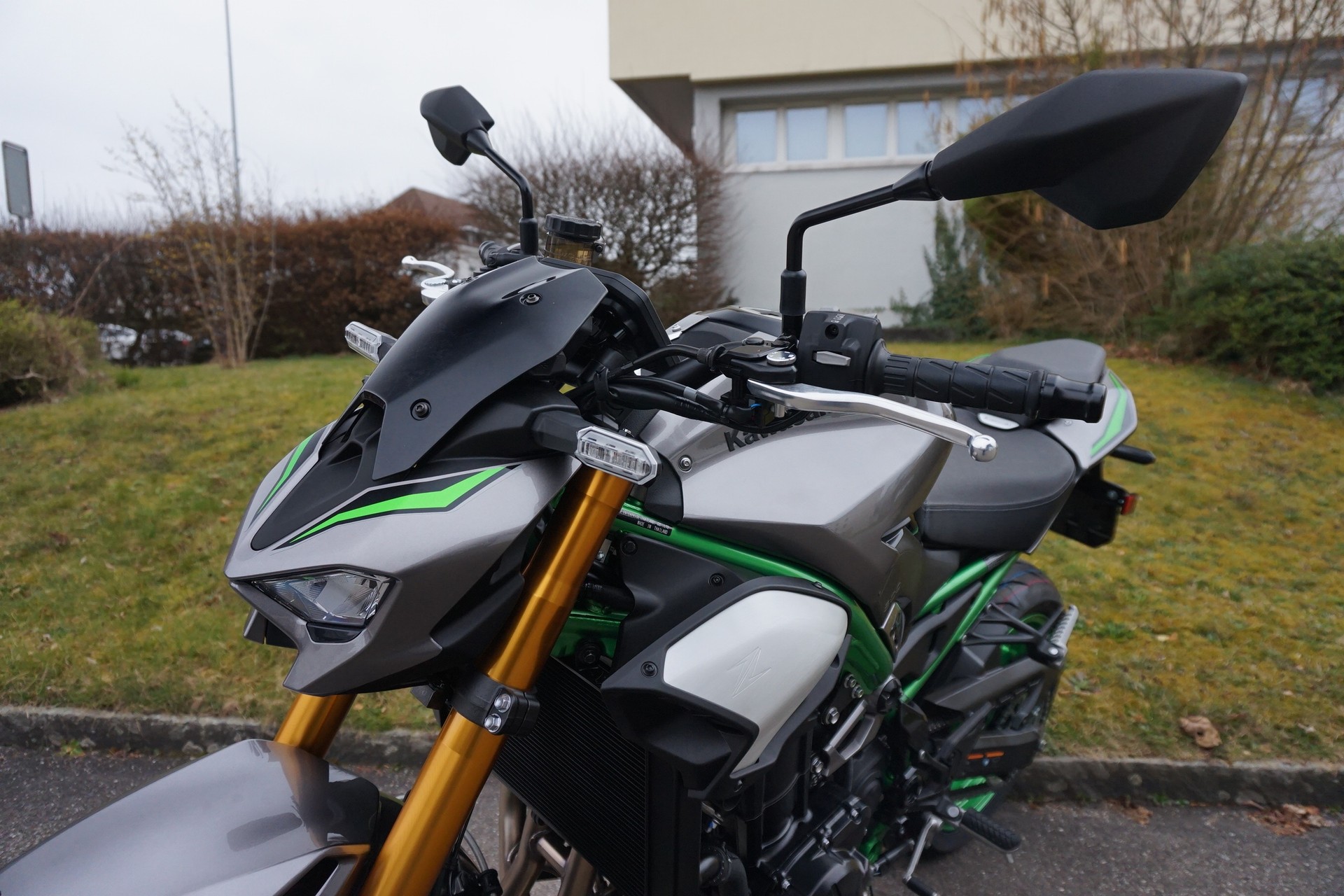 KAWASAKI Z 900 SE ABS MY26-image-4