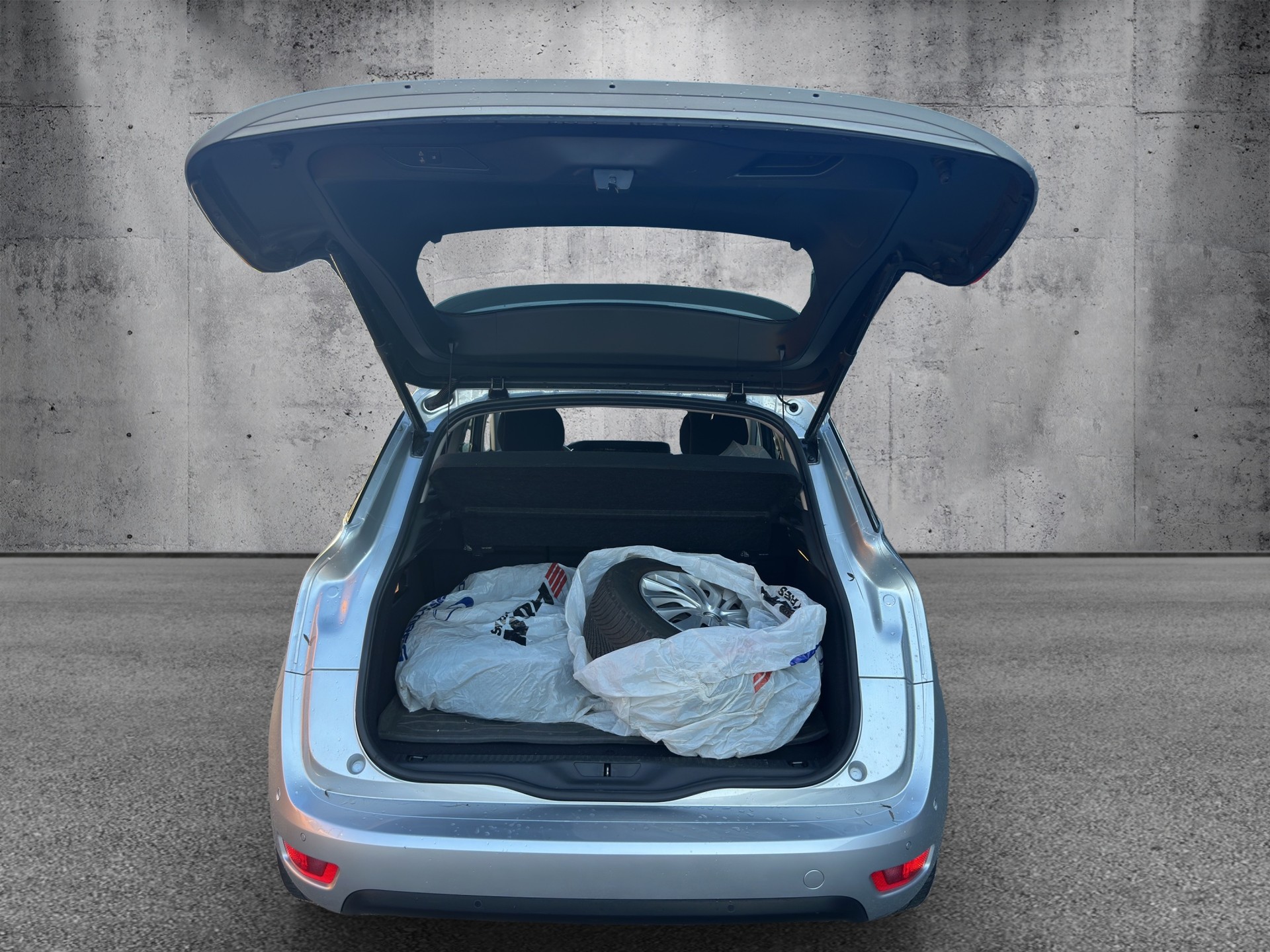 CITROEN C4 Picasso 1.6 e-HDi Exclusive ETG6-image-8