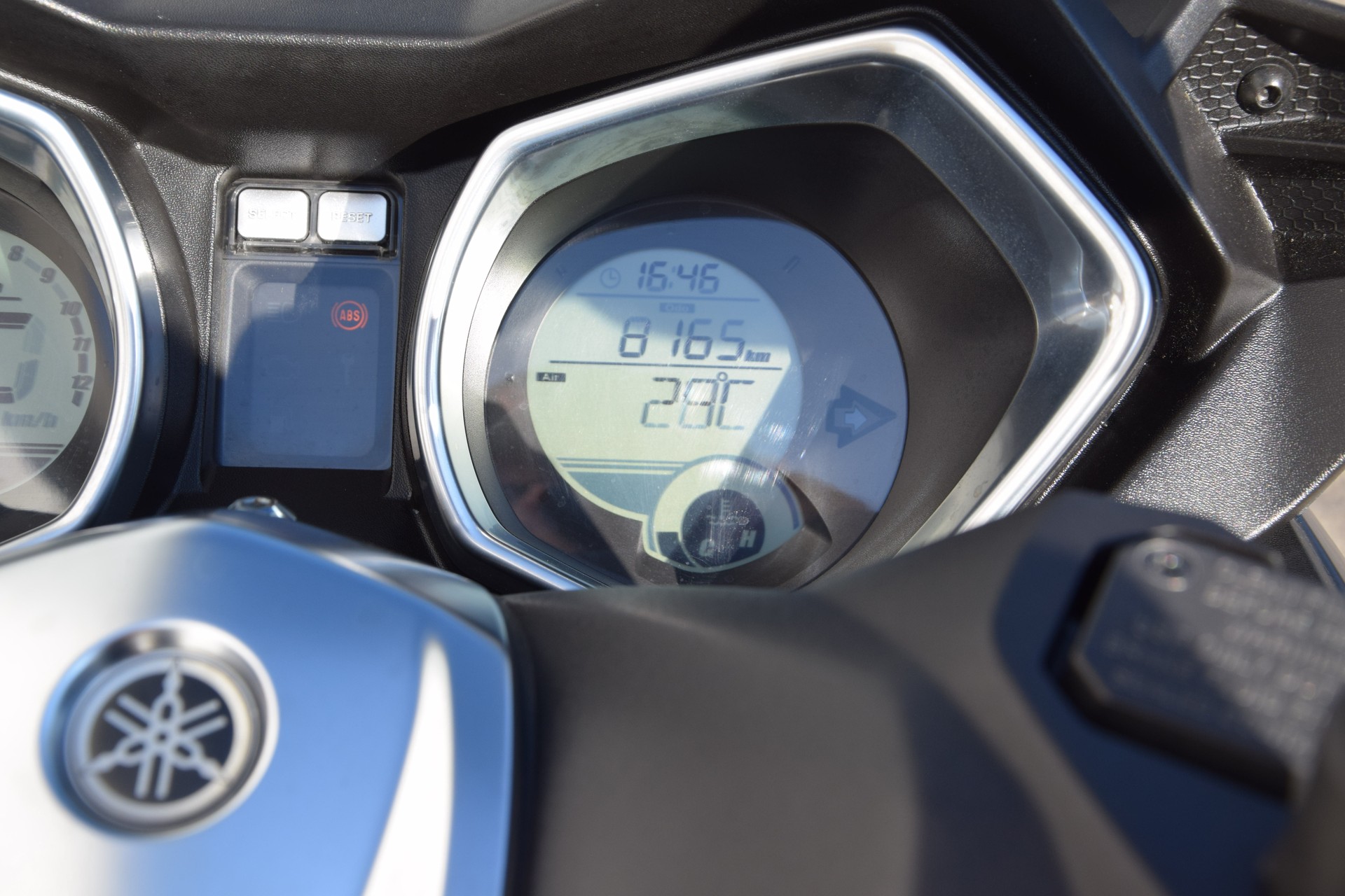 YAMAHA X-Max YP 250 R Iron Max ABS-image-11