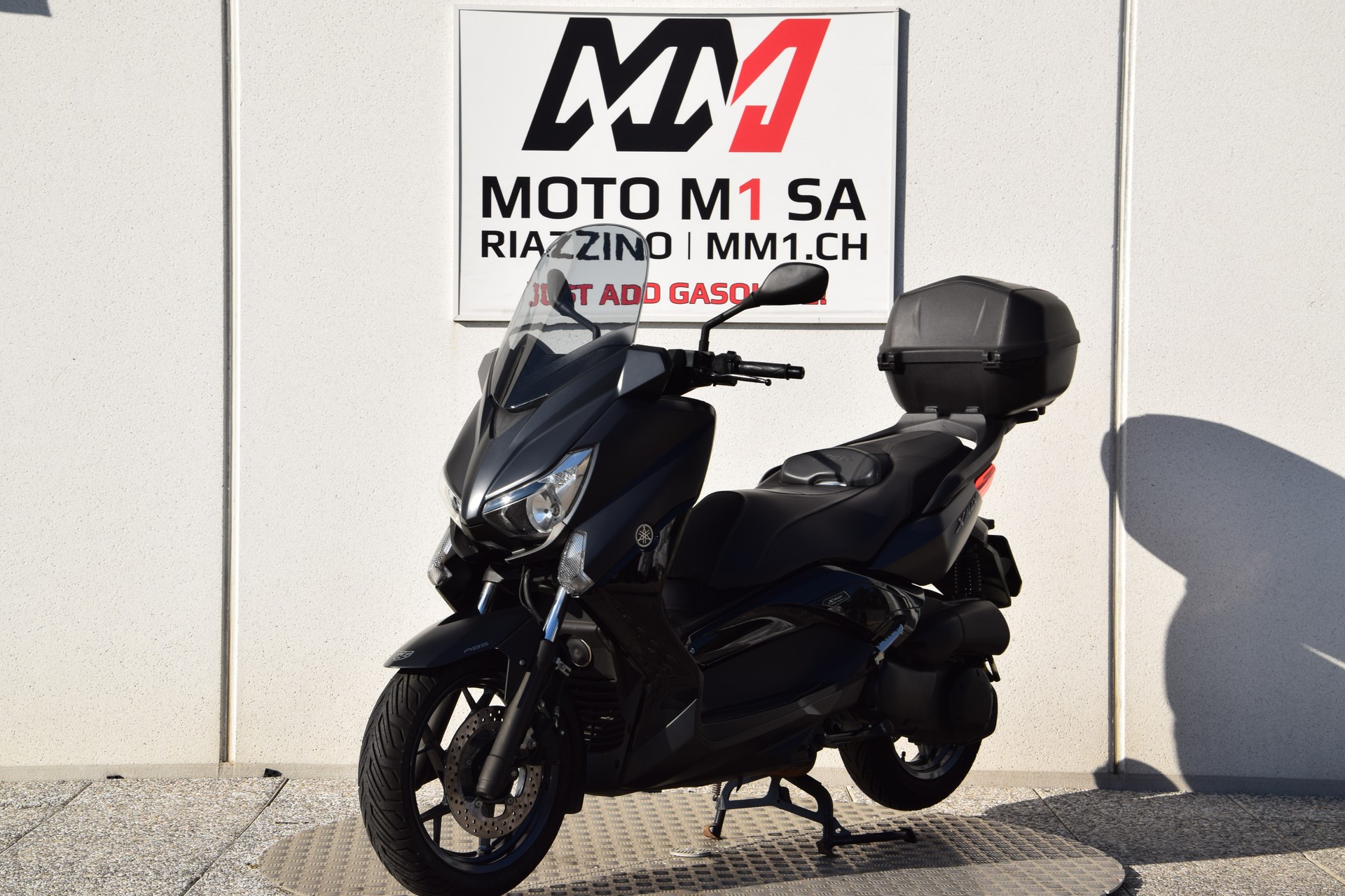 YAMAHA X-Max YP 250 R Iron Max ABS-image-3