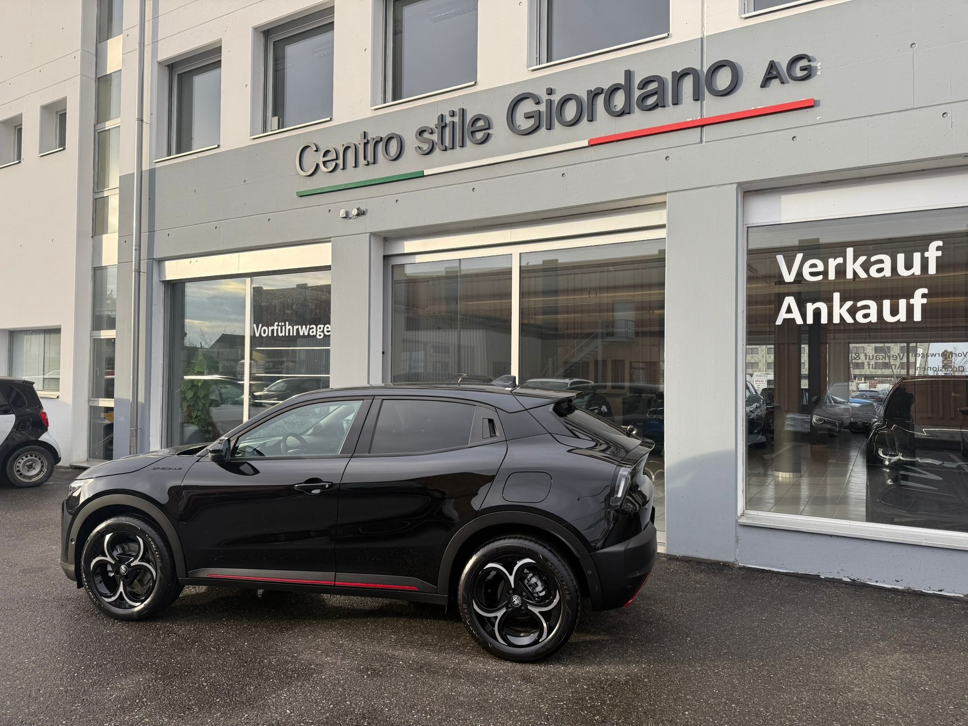 ALFA ROMEO Junior 1.2 Hybrid Speciale Pack Sport&Pack Tech-image-5