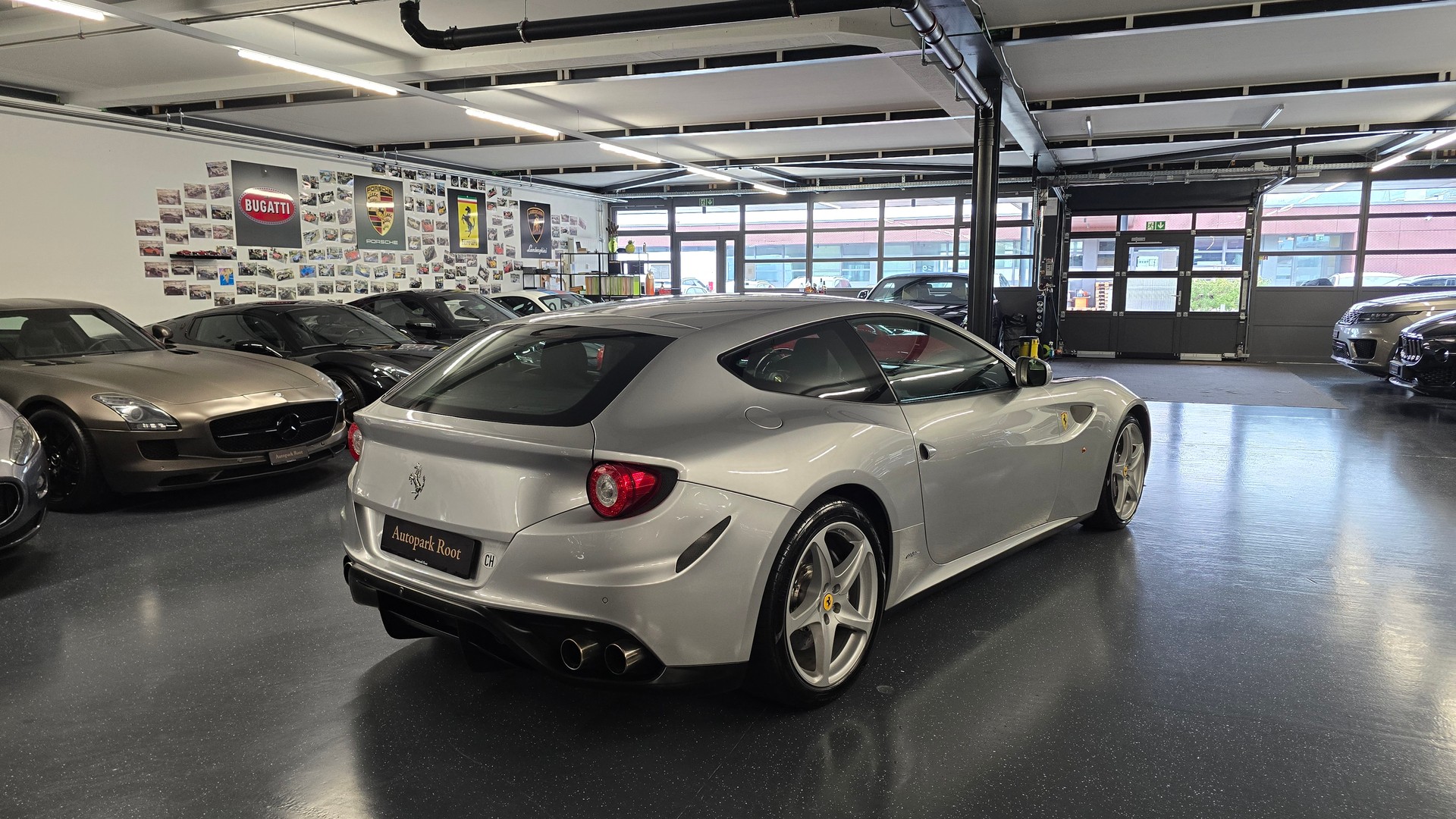 FERRARI FF-image-4