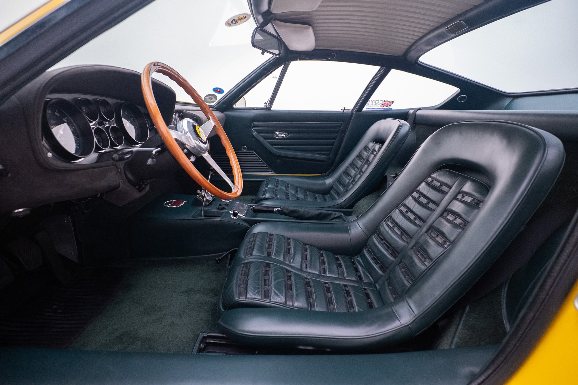 FERRARI 365 GTB Daytona "Plexiglas"-image-6