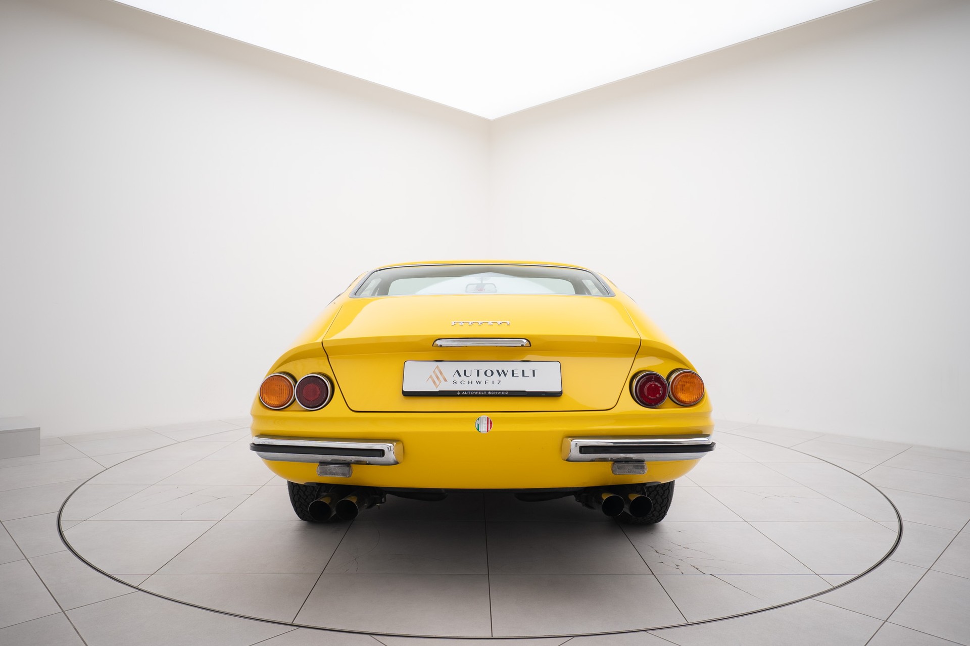 FERRARI 365 GTB Daytona "Plexiglas"-image-4
