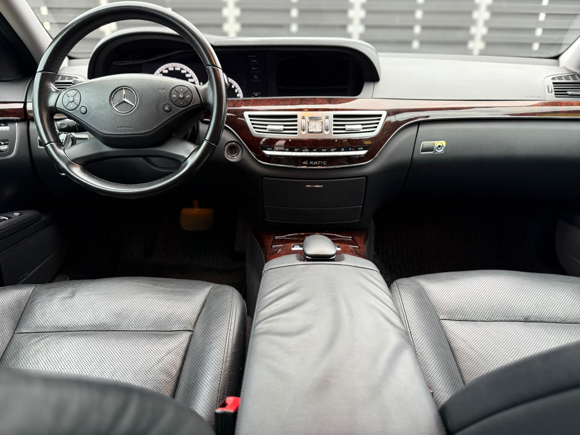 MERCEDES-BENZ S 350 BlueEfficiency SS 4Matic 7G-Tronic-image-6