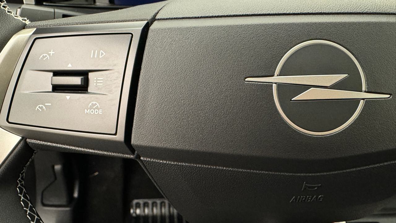 OPEL Frontera-e 44 kWh GS-image-9