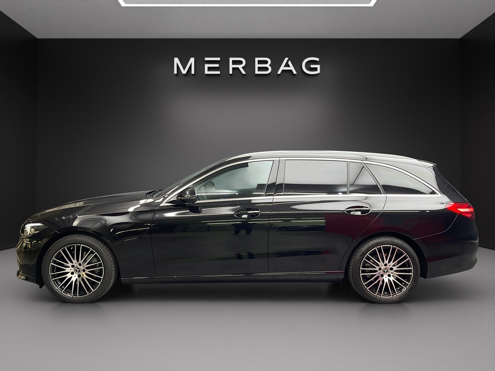 MERCEDES-BENZ C 220 d T 4 M Swiss Star-image-2