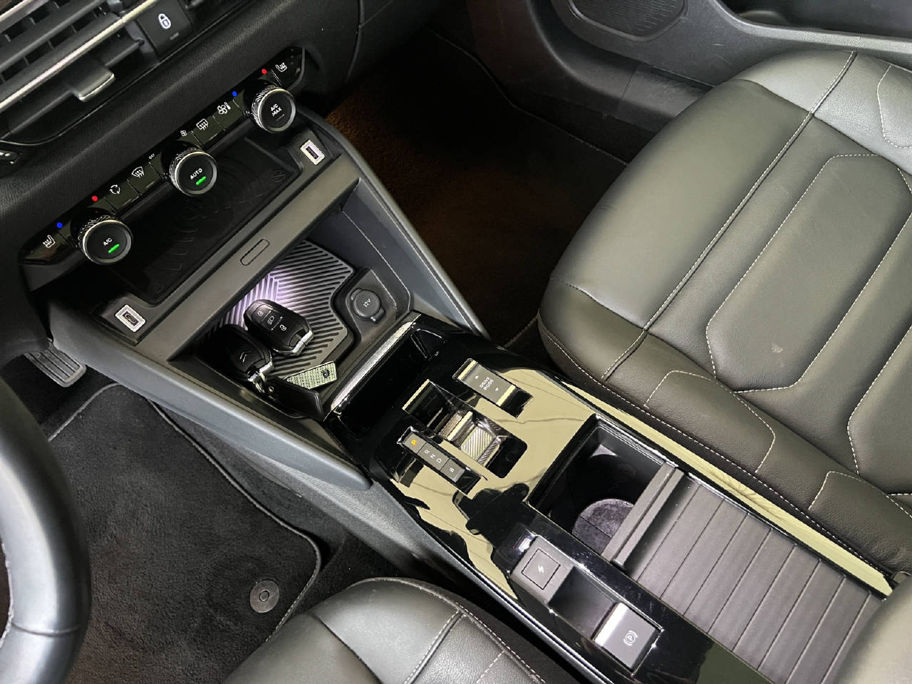 CITROEN C4 Shine 100% Elektrisch-image-17