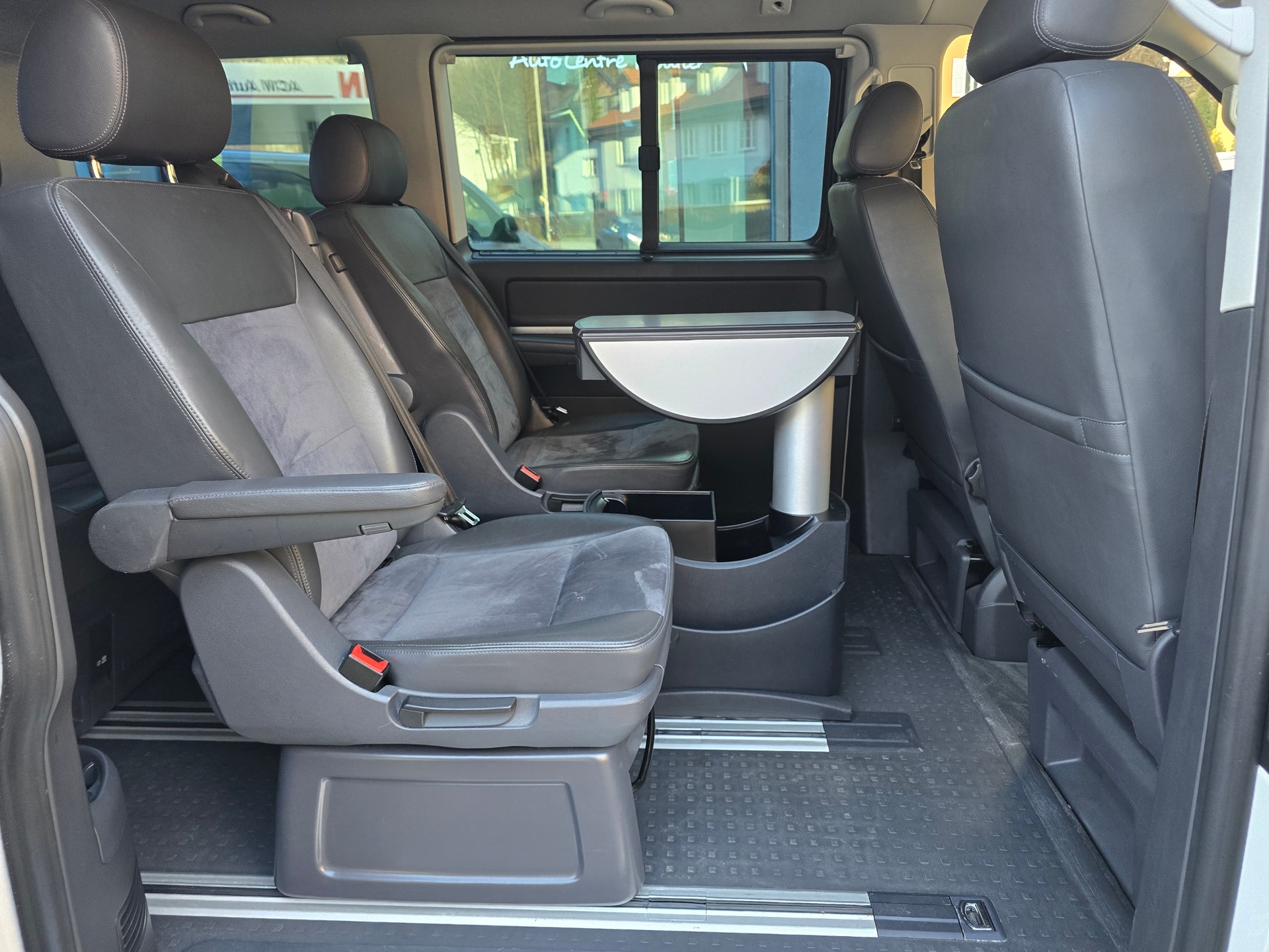 VW T5 2.0 Bi-TDI BMT 4Motion DSG-image-4