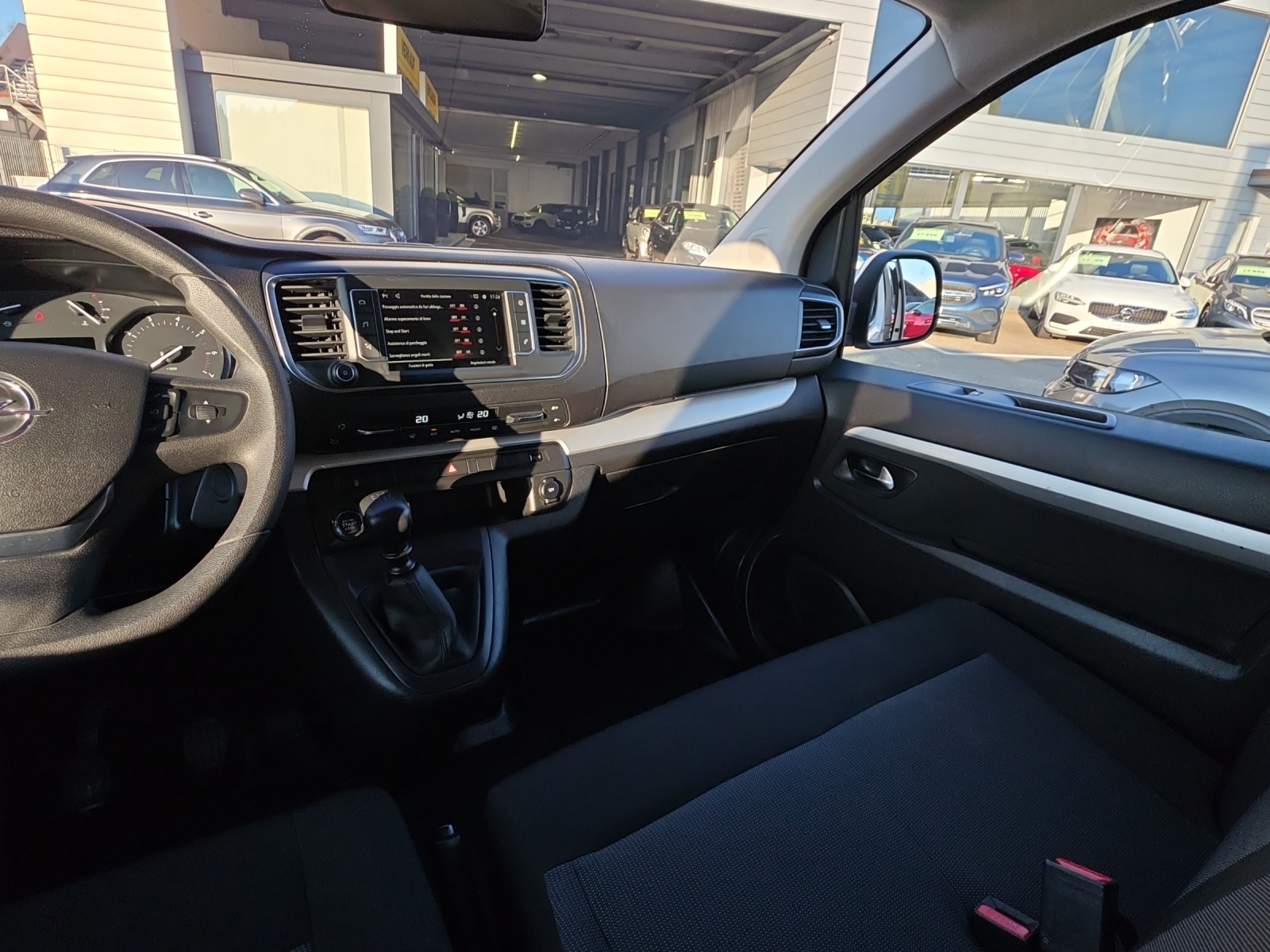 OPEL Vivaro Cargo 1.5 CDTI Essentia s/s DK variable M-image-12