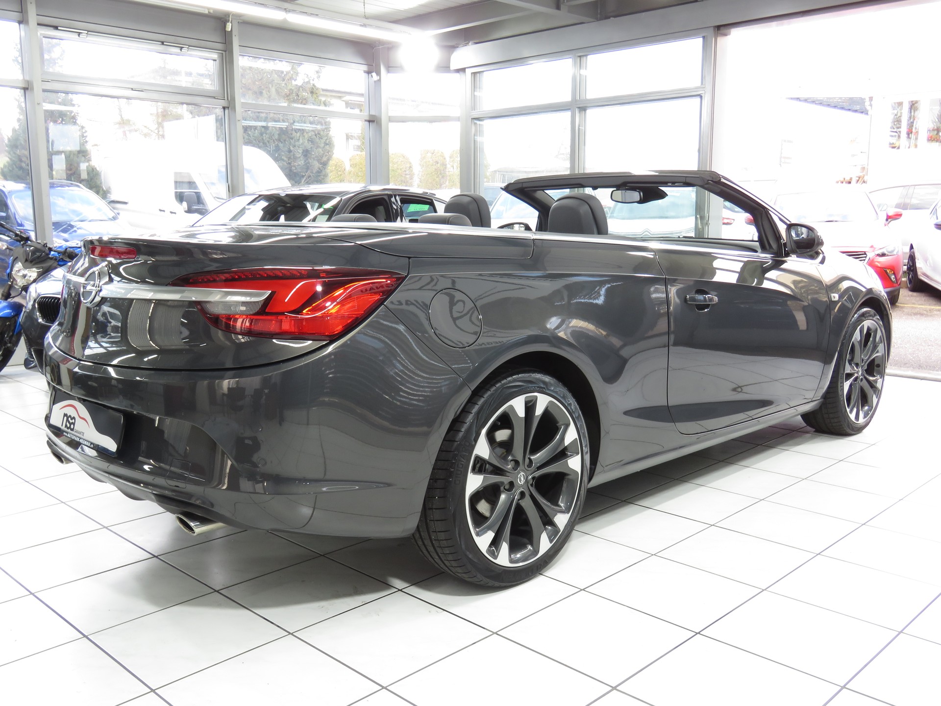 OPEL Cascada 1.6i 16V Cosmo-showroom-element-3