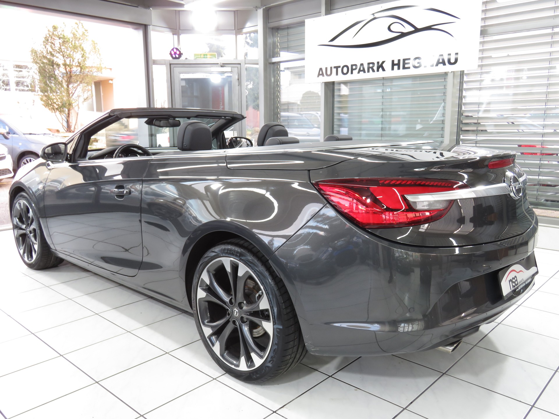 OPEL Cascada 1.6i 16V Cosmo-image-5
