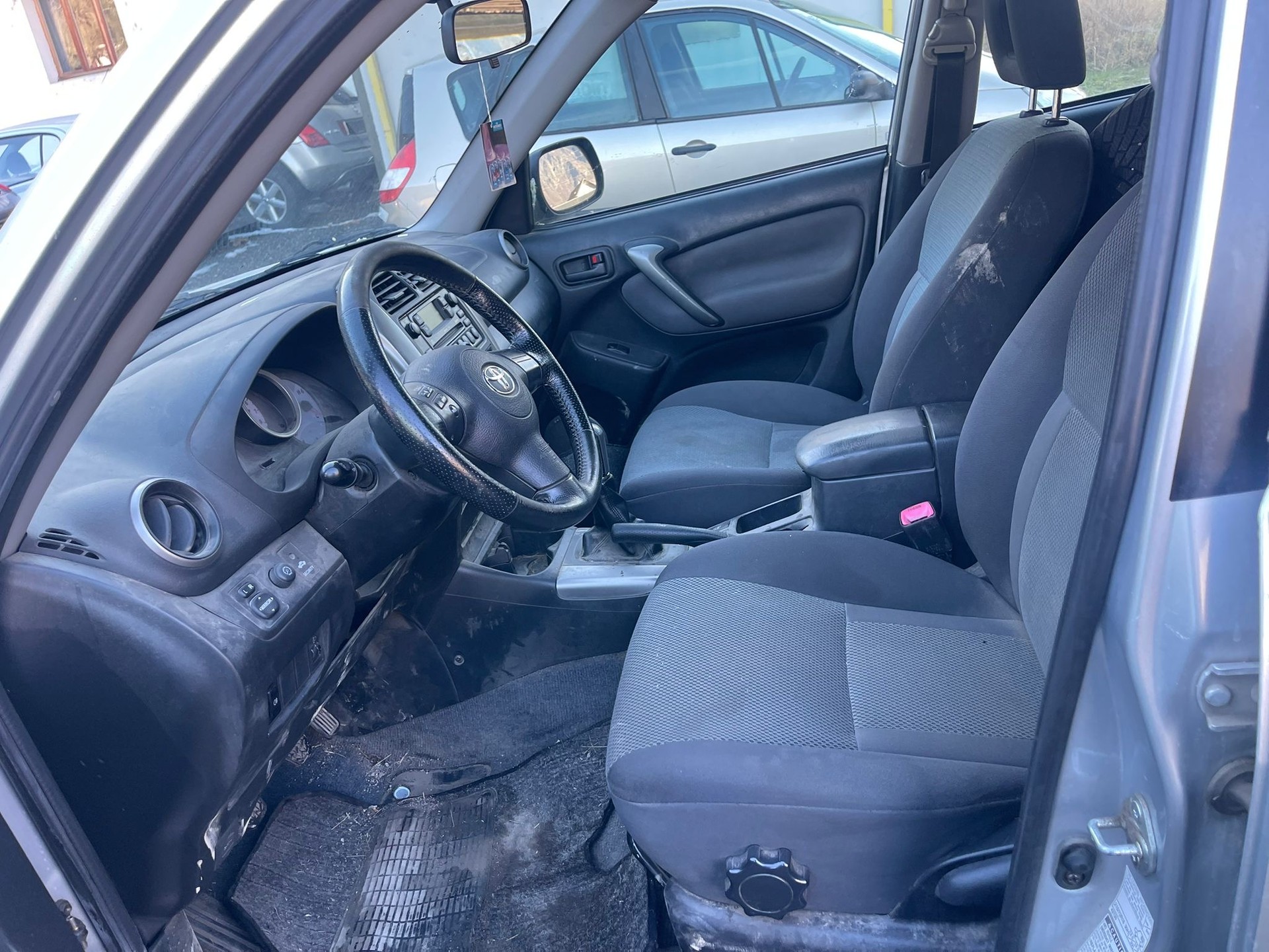 TOYOTA RAV-4 2.0 16V Linea Sol-image-6