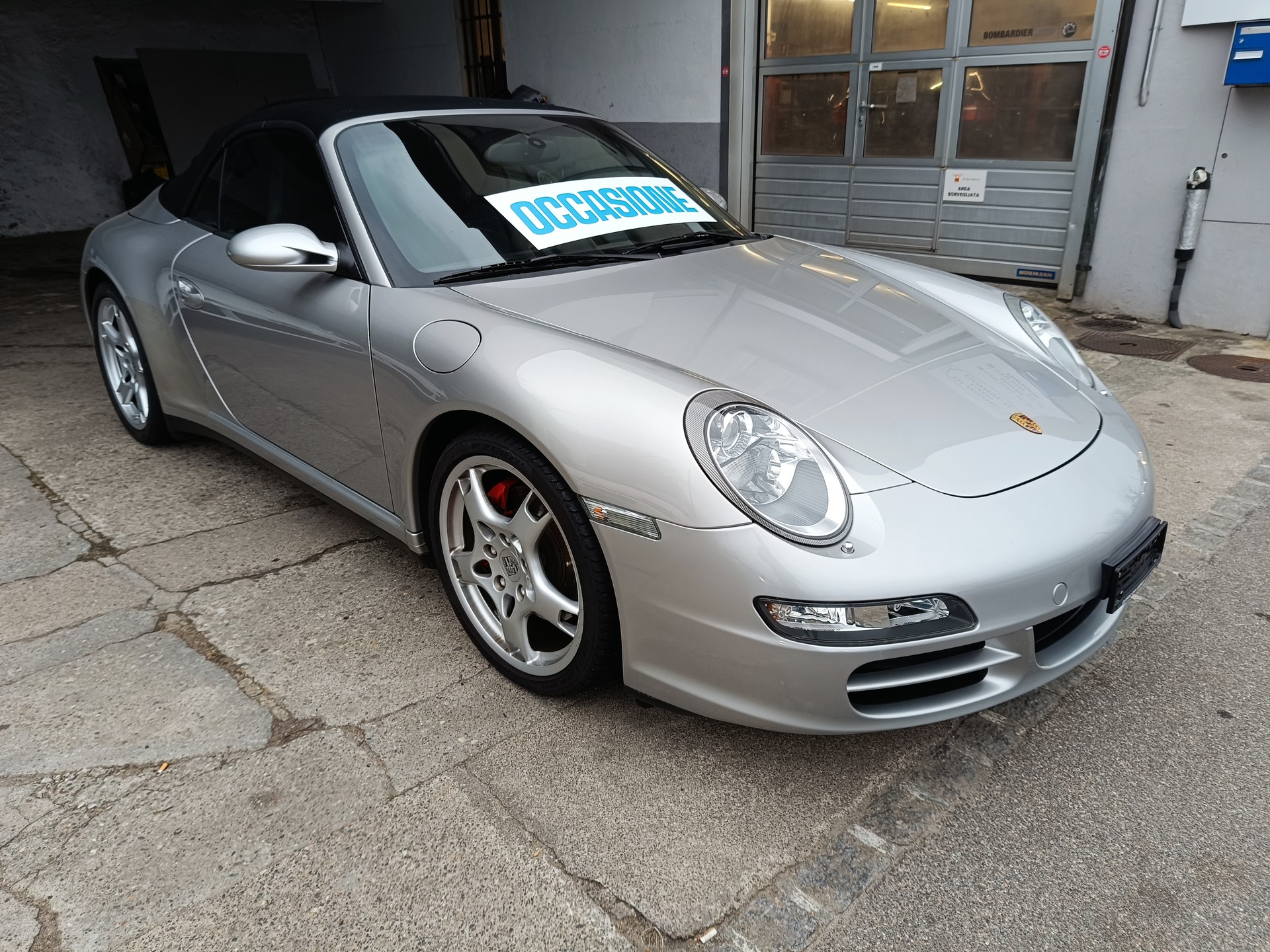 PORSCHE 911 Cabrio Carrera 4S-showroom-element-1