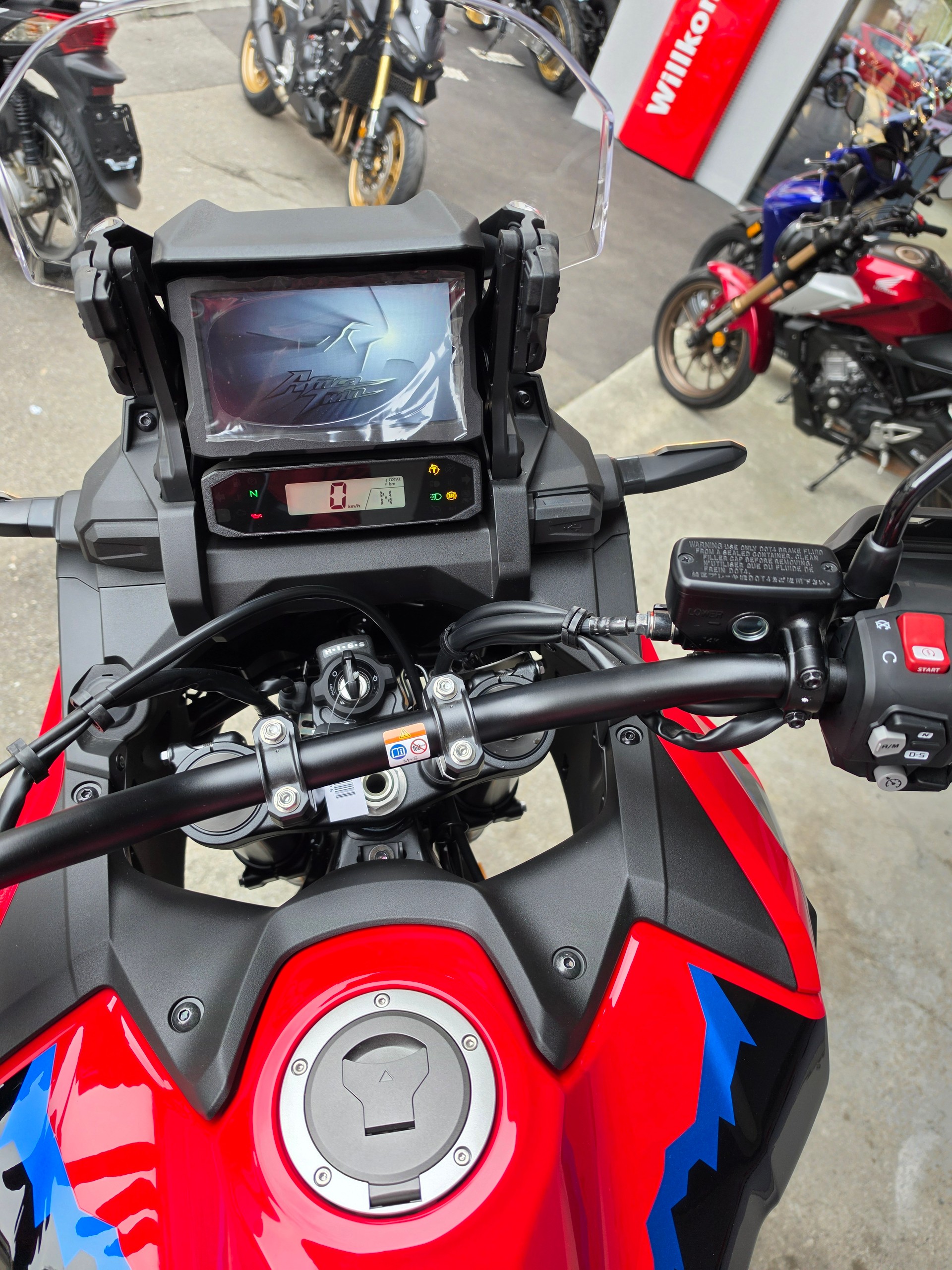 HONDA CRF 1100 DCT Africa Twin-image-2