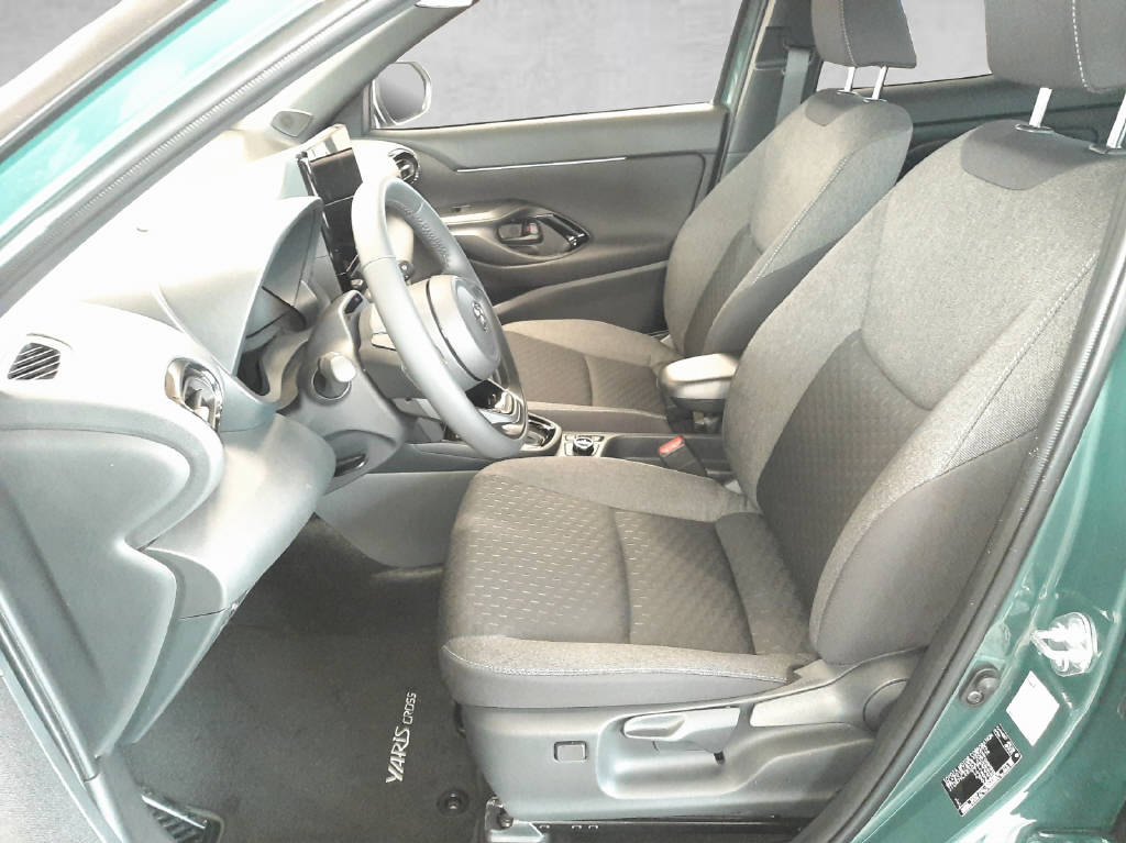 TOYOTA Yaris Cross 1.5 VVT-i HSD Trend AWD-i-image-6
