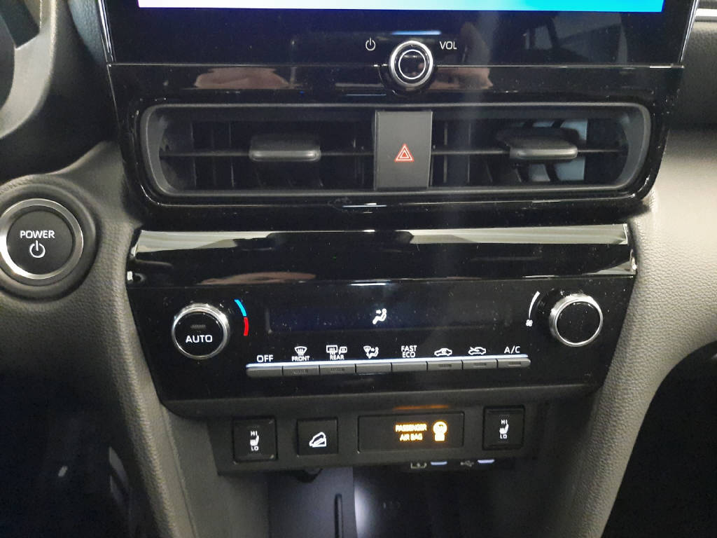 TOYOTA Yaris Cross 1.5 VVT-i HSD Trend AWD-i-image-11