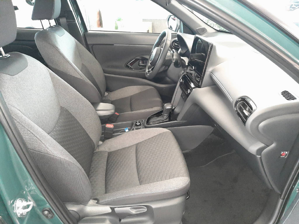TOYOTA Yaris Cross 1.5 VVT-i HSD Trend AWD-i-image-4