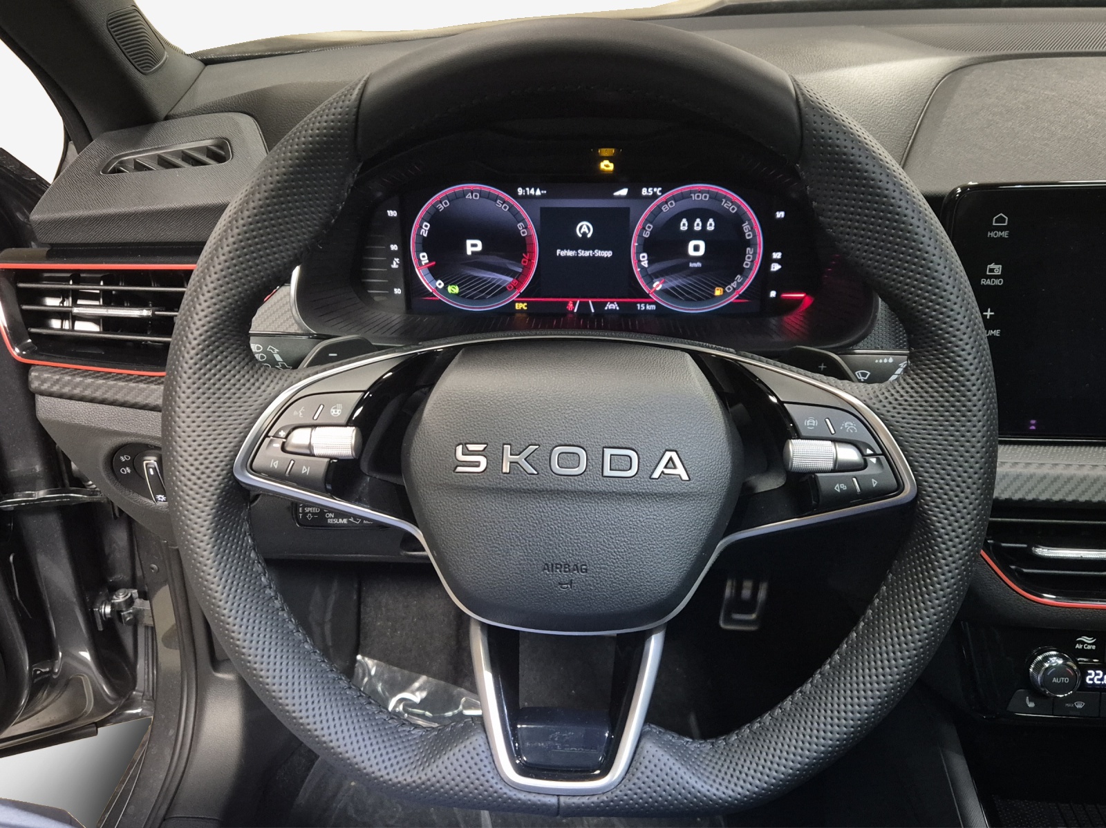 SKODA Kamiq 1.5 TSI Monte Carlo DSG-image-9