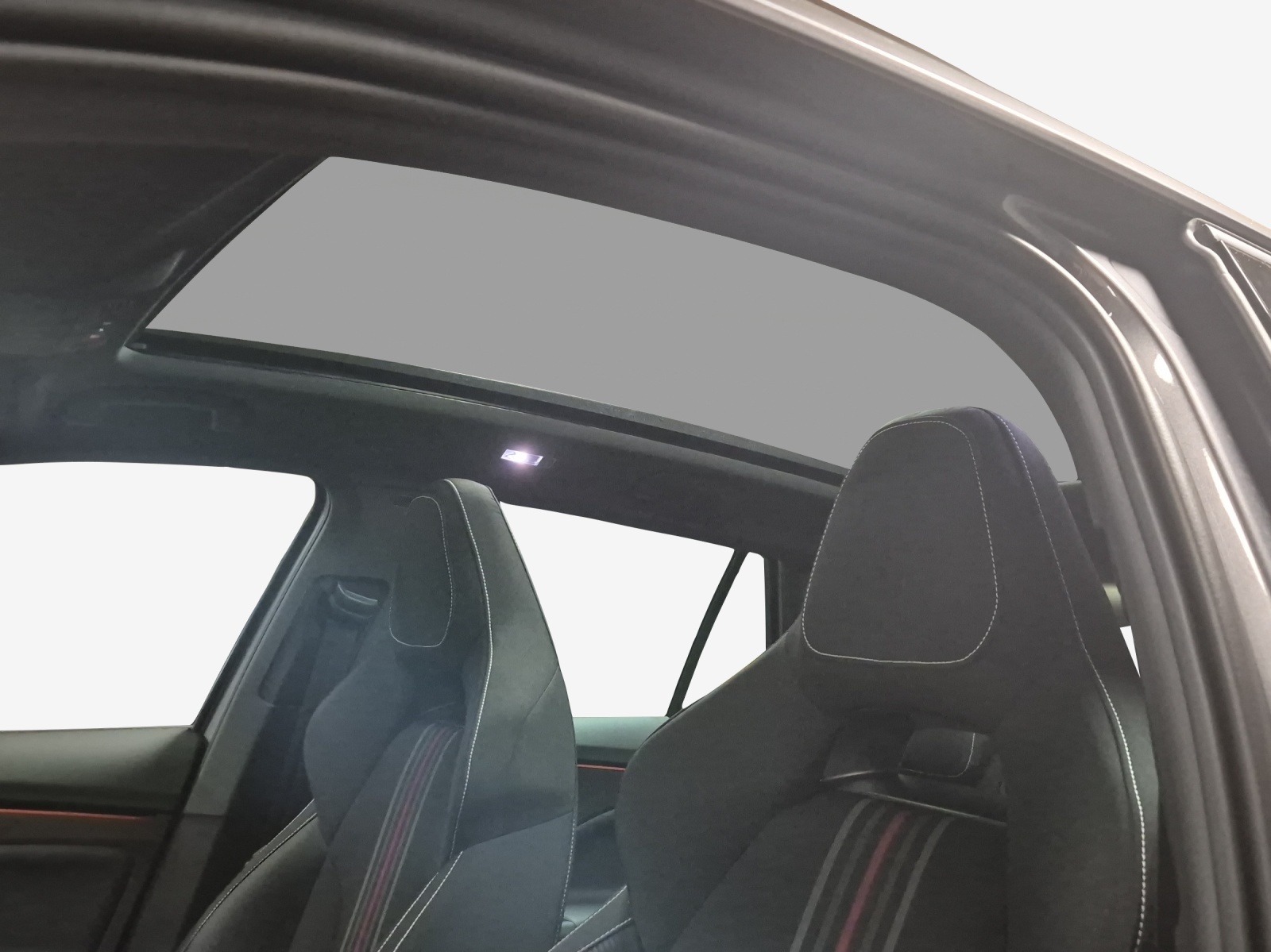 SKODA Kamiq 1.5 TSI Monte Carlo DSG-image-15