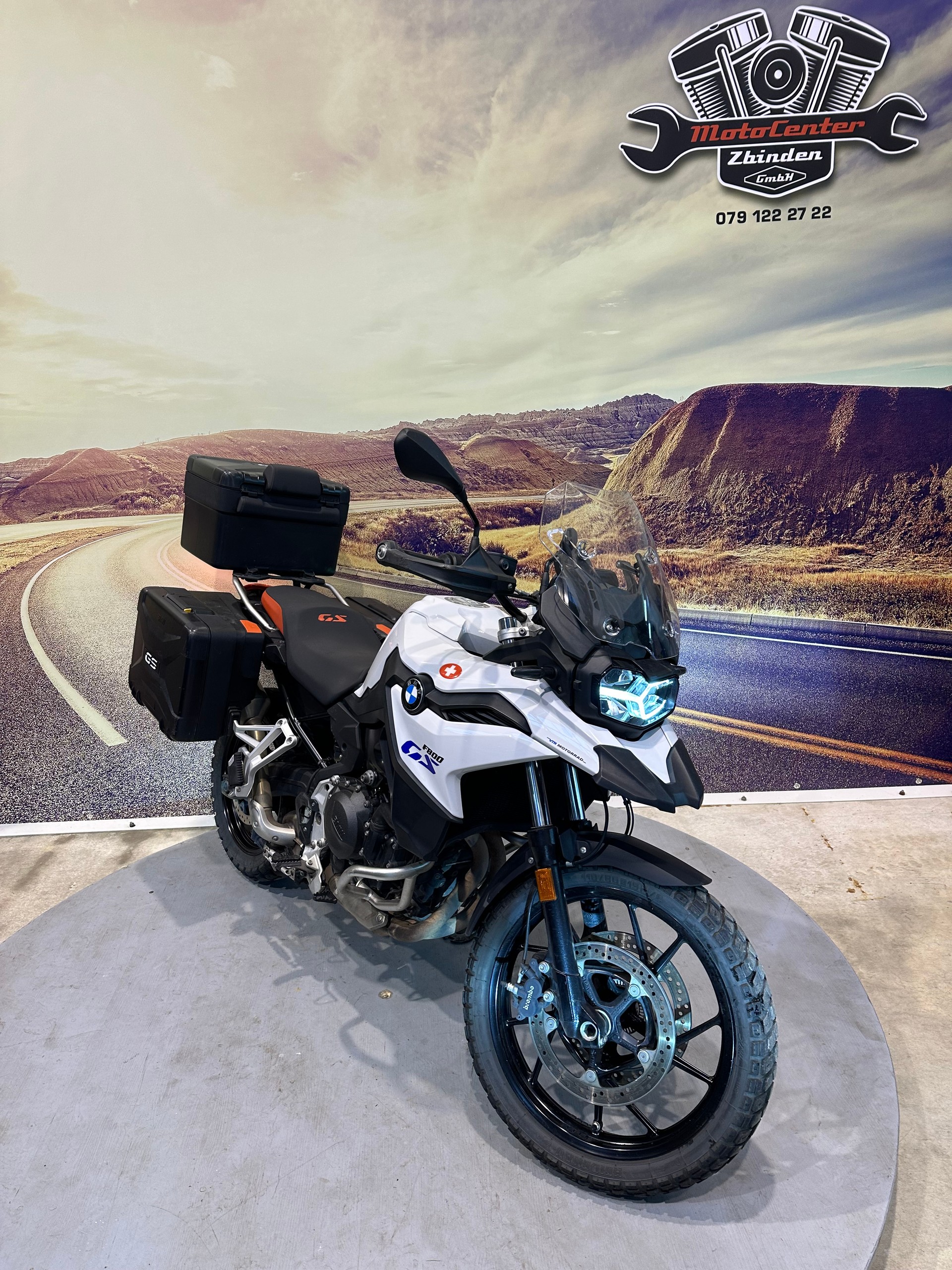 BMW F 800 GS-image-1
