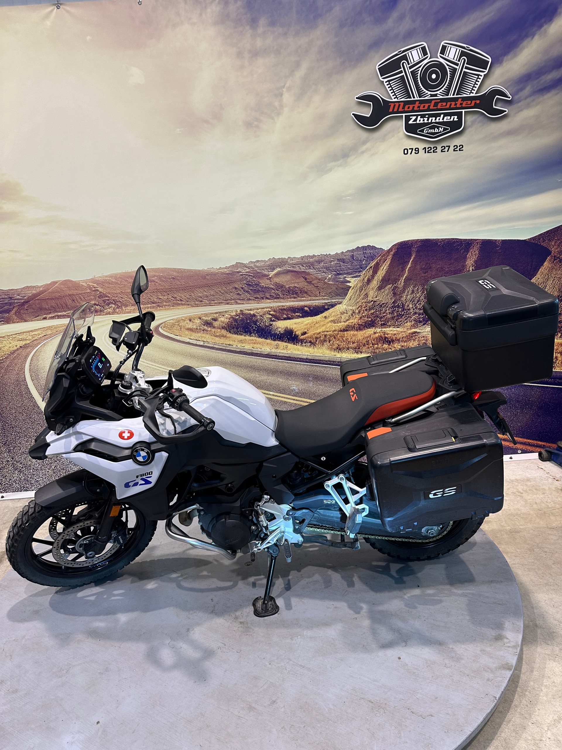 BMW F 800 GS-image-4