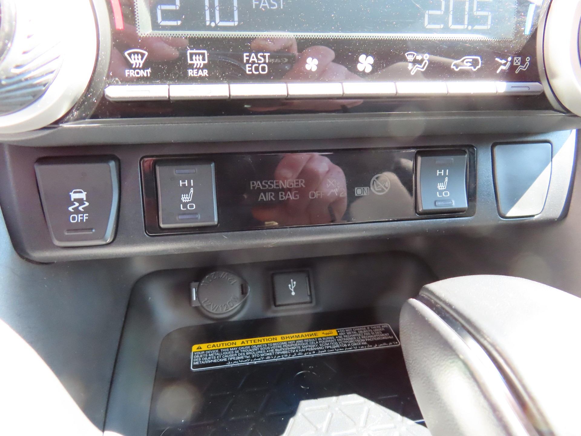TOYOTA RAV4 2.5 HEV Black Edition-image-13