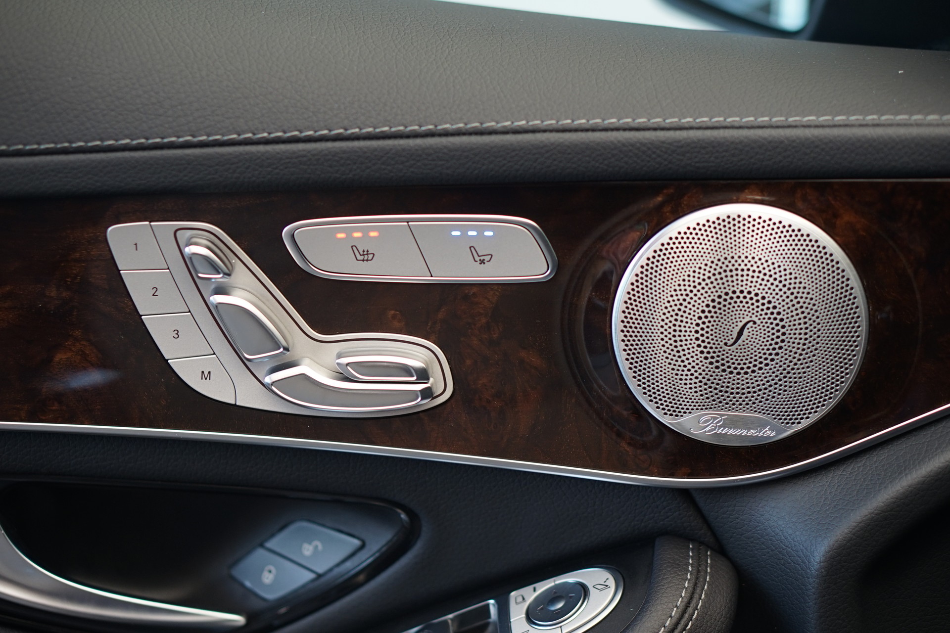 MERCEDES-BENZ GLC Coupé 43 AMG 4Matic 9G-Tronic *CH-Fahrzeug* *Burmester* *Panorama*-image-22