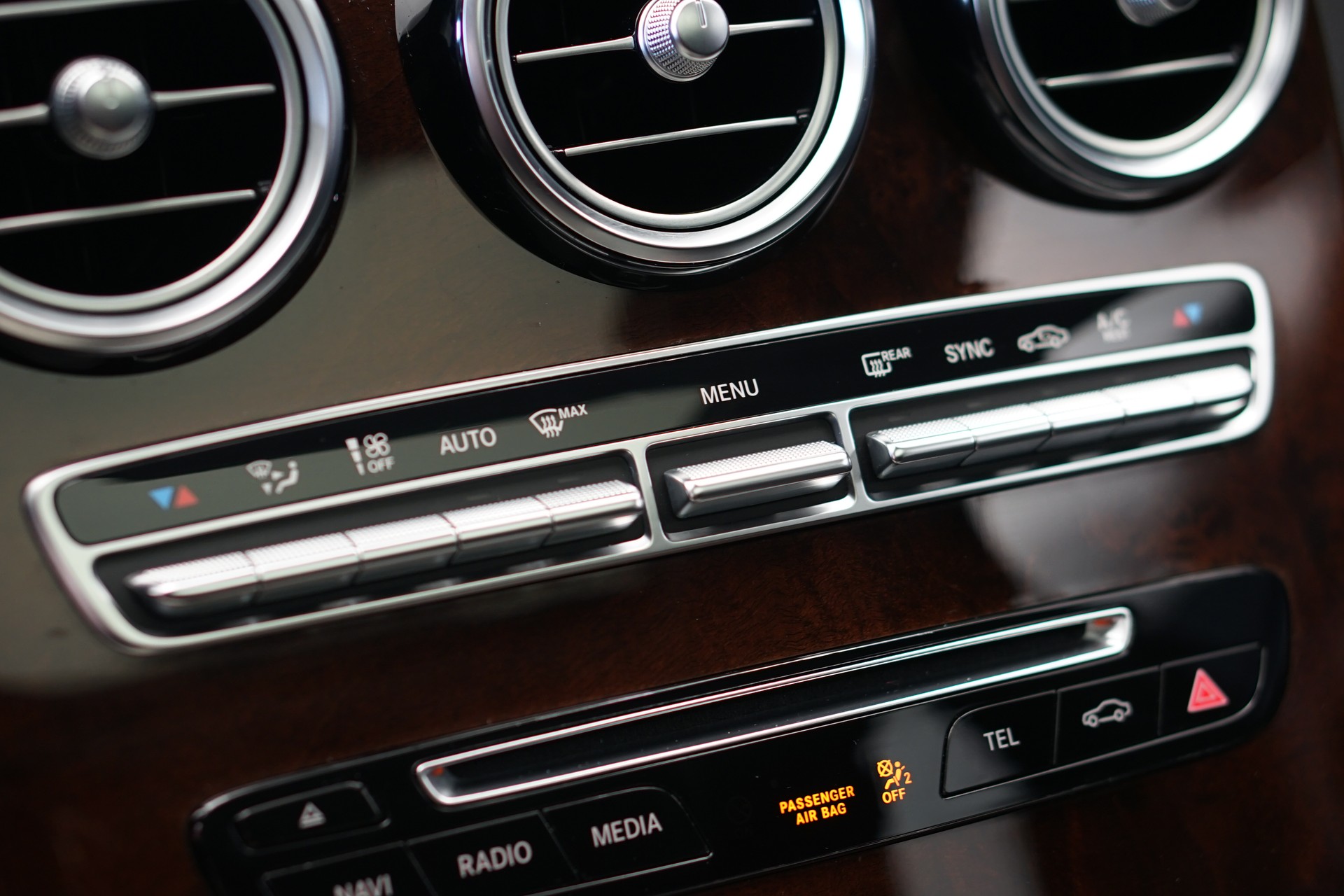 MERCEDES-BENZ GLC Coupé 43 AMG 4Matic 9G-Tronic *CH-Fahrzeug* *Burmester* *Panorama*-image-33