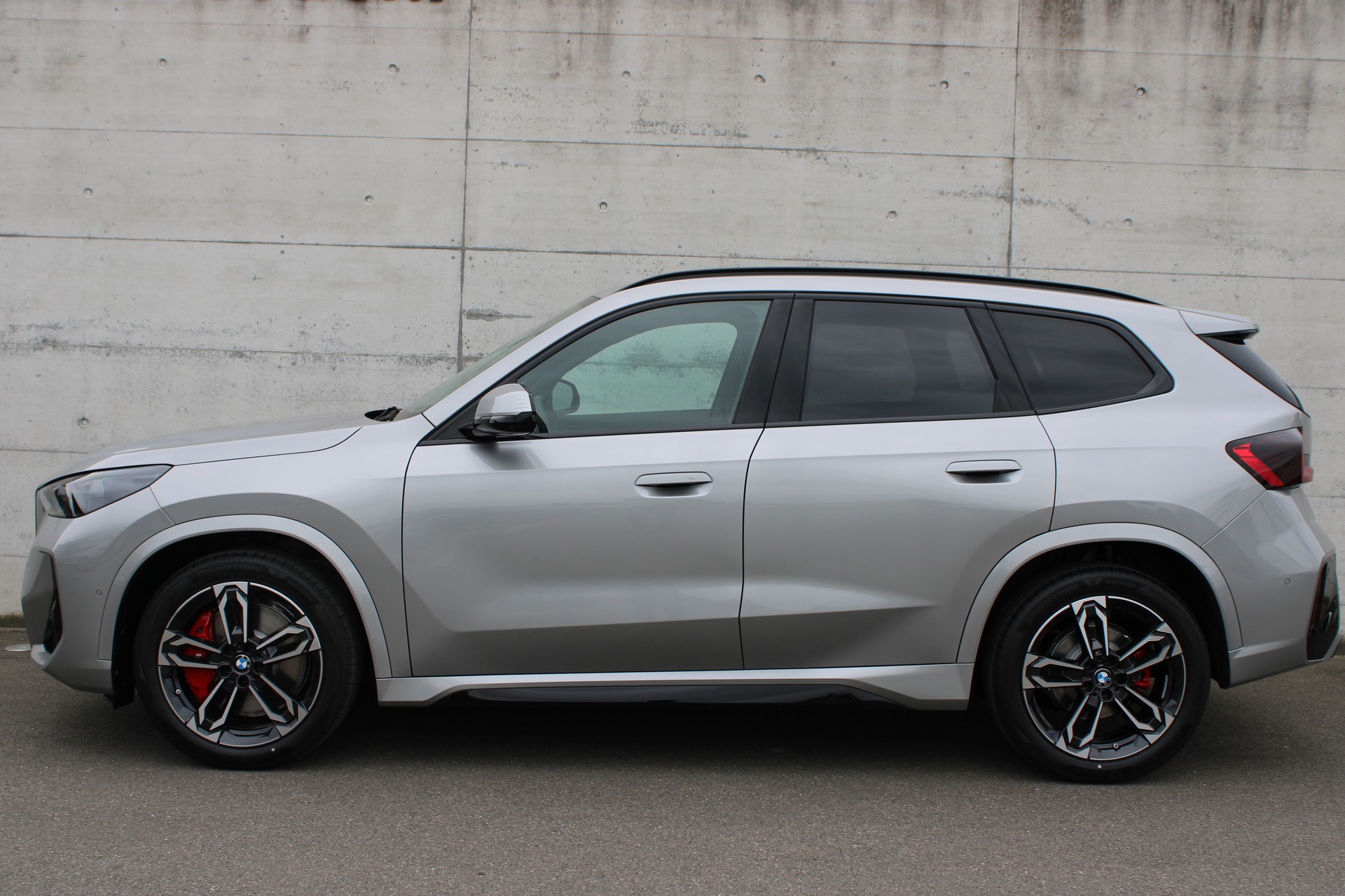BMW X1 xDr23d 48V M Sport Pro-showroom-element-3