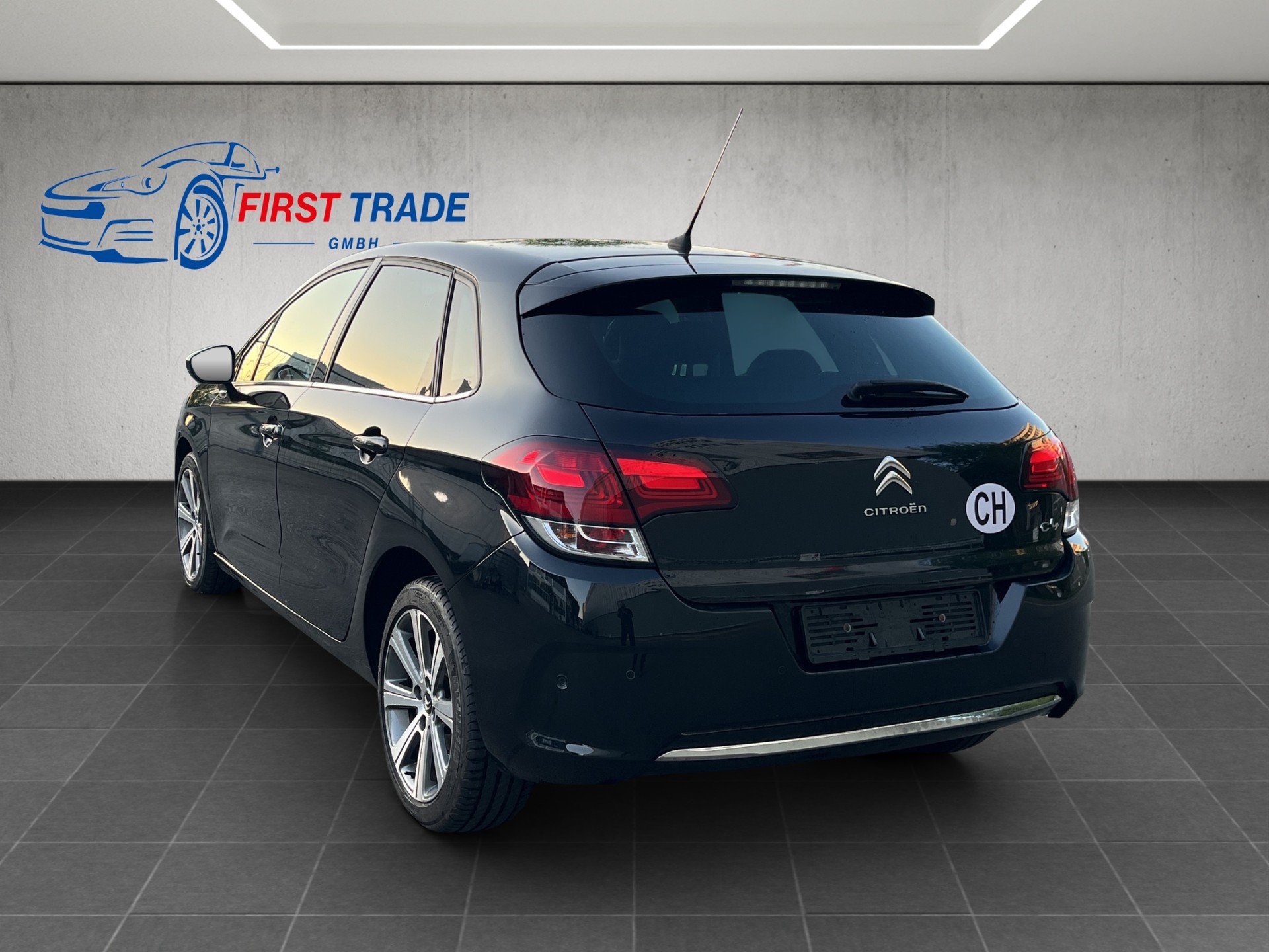 CITROEN C4 1.2 Pure Tech Shine Automatic-image-6
