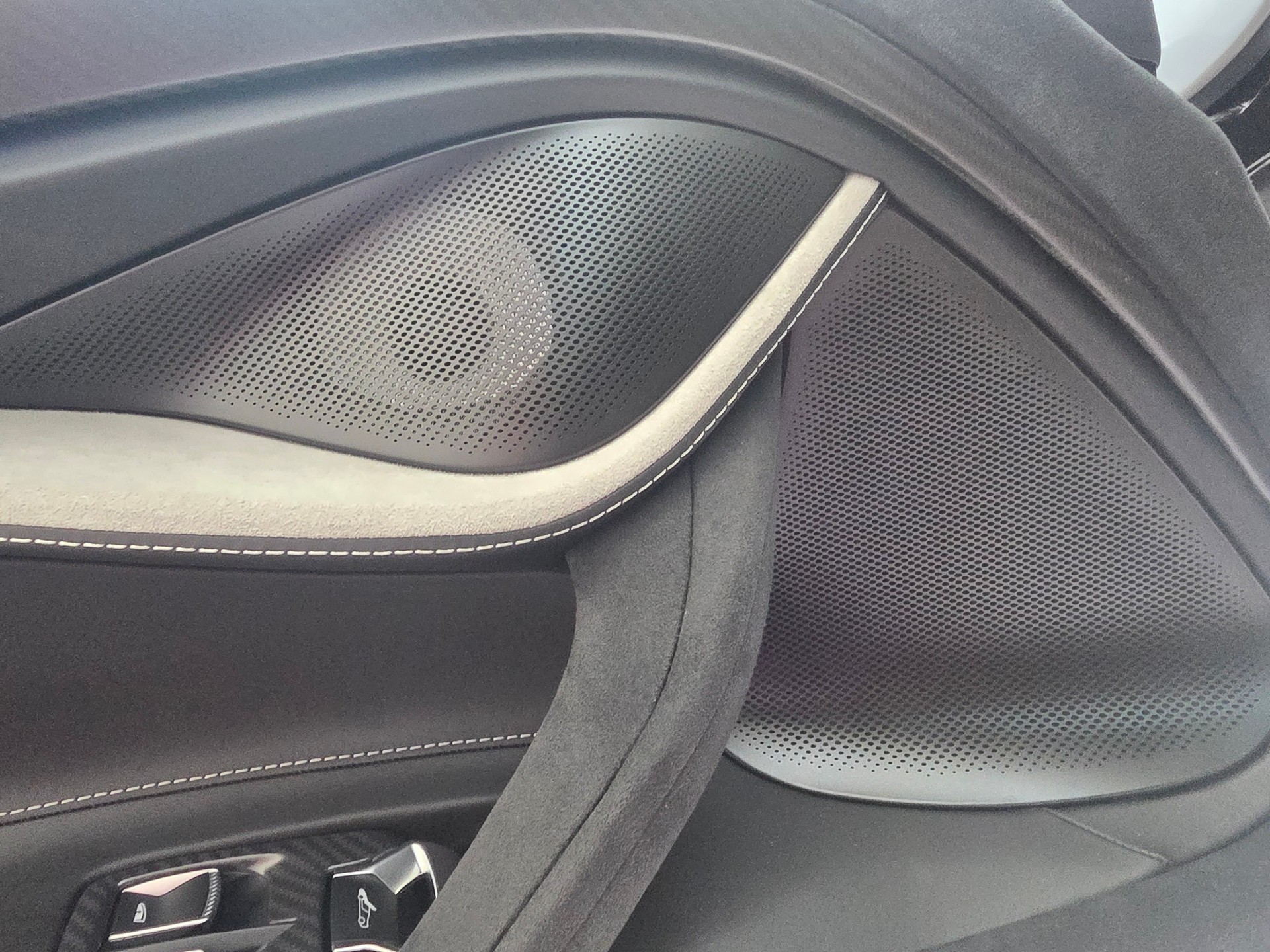 McLAREN 750s Spider MY2027 MSO Cirrus Grey with Performance Interior- Trade in Bonus up to 30.06.2026-image-10