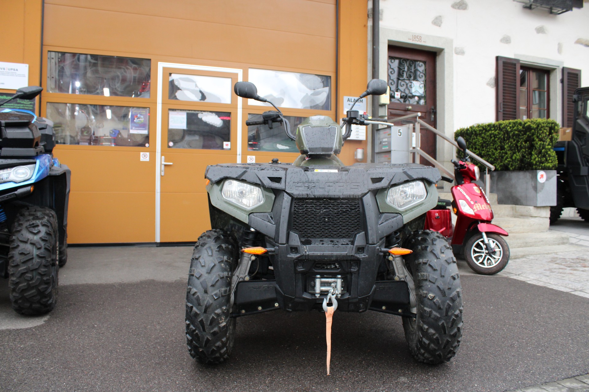 POLARIS Sportsman 570 4x4-image-1