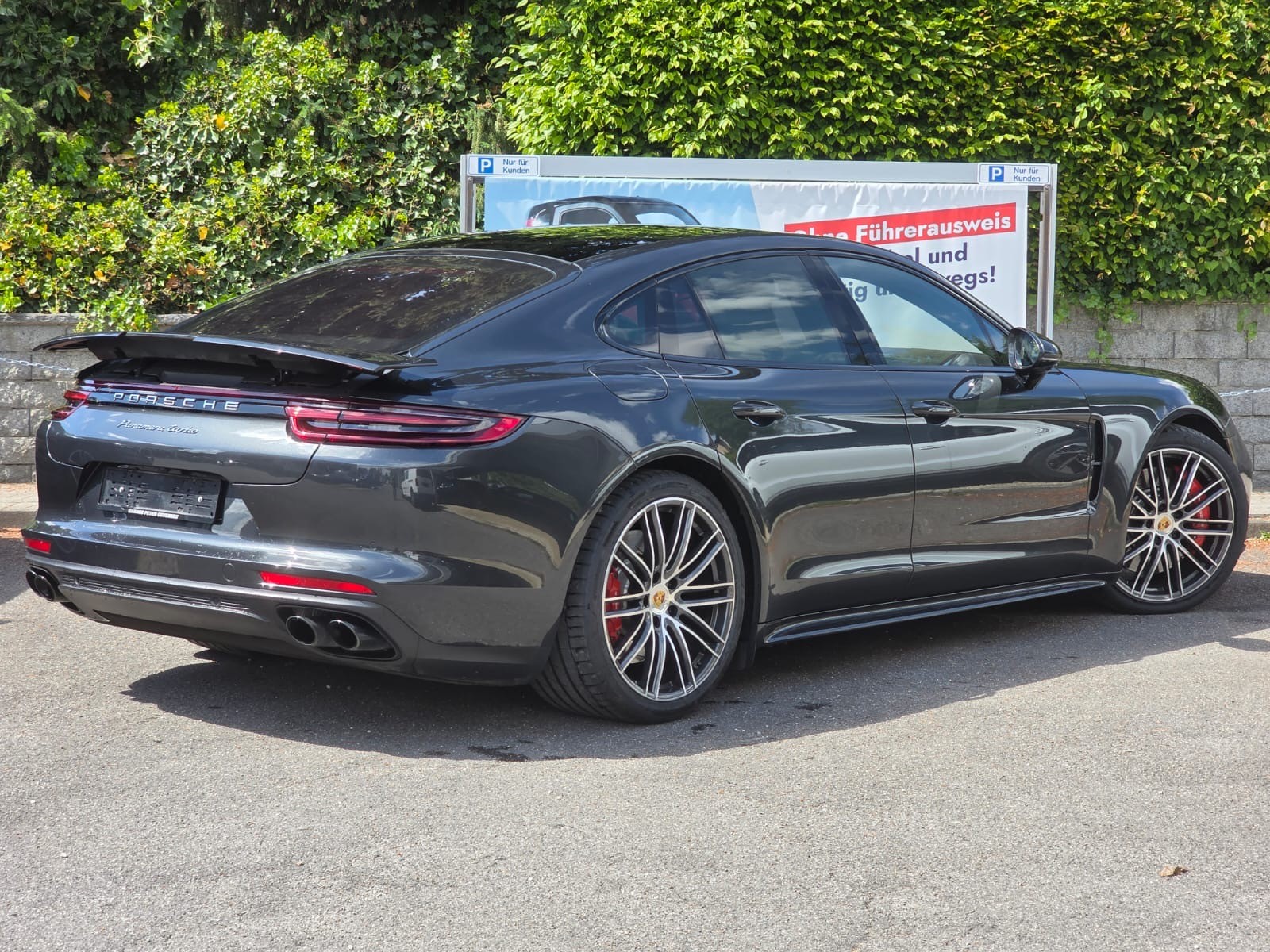 PORSCHE Panamera Turbo PDK-image-3