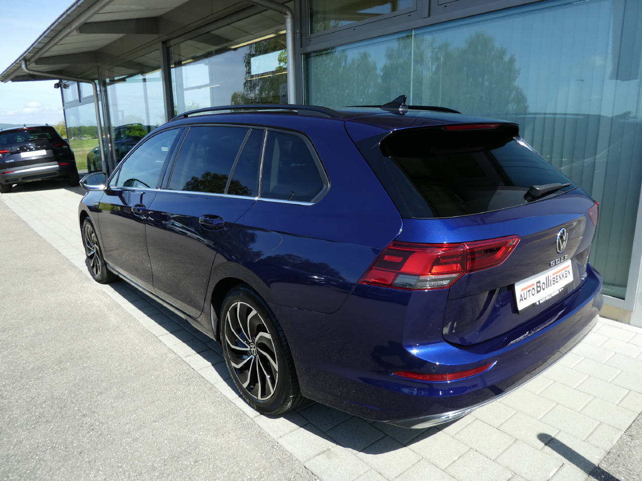 VW Golf VIII Variant 1.5 eTSI Style DSG-image-6